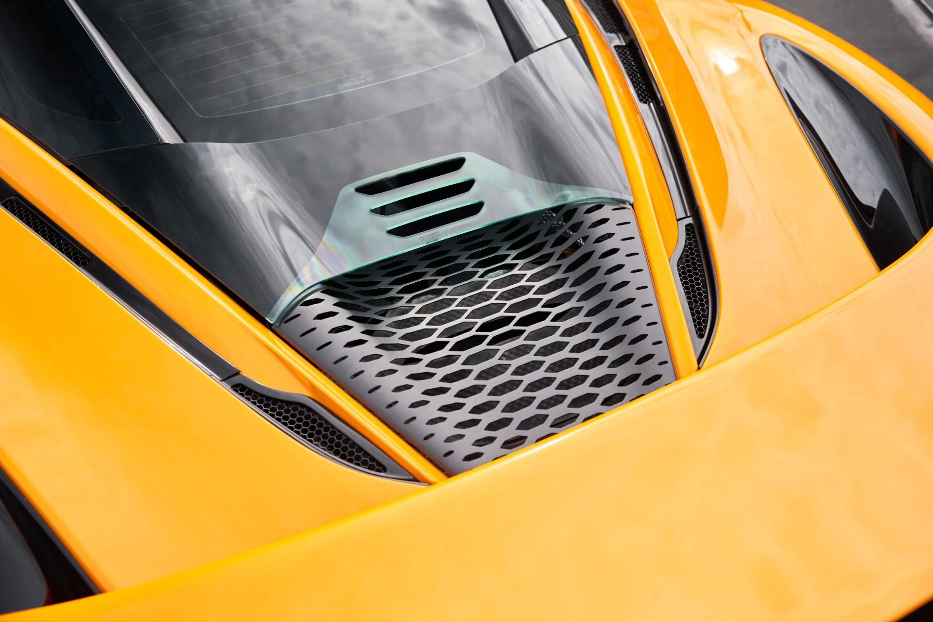 mph013_2778218390_Used_2025_Mc_Laren_750_S_1793321691_d5ba8e58aa