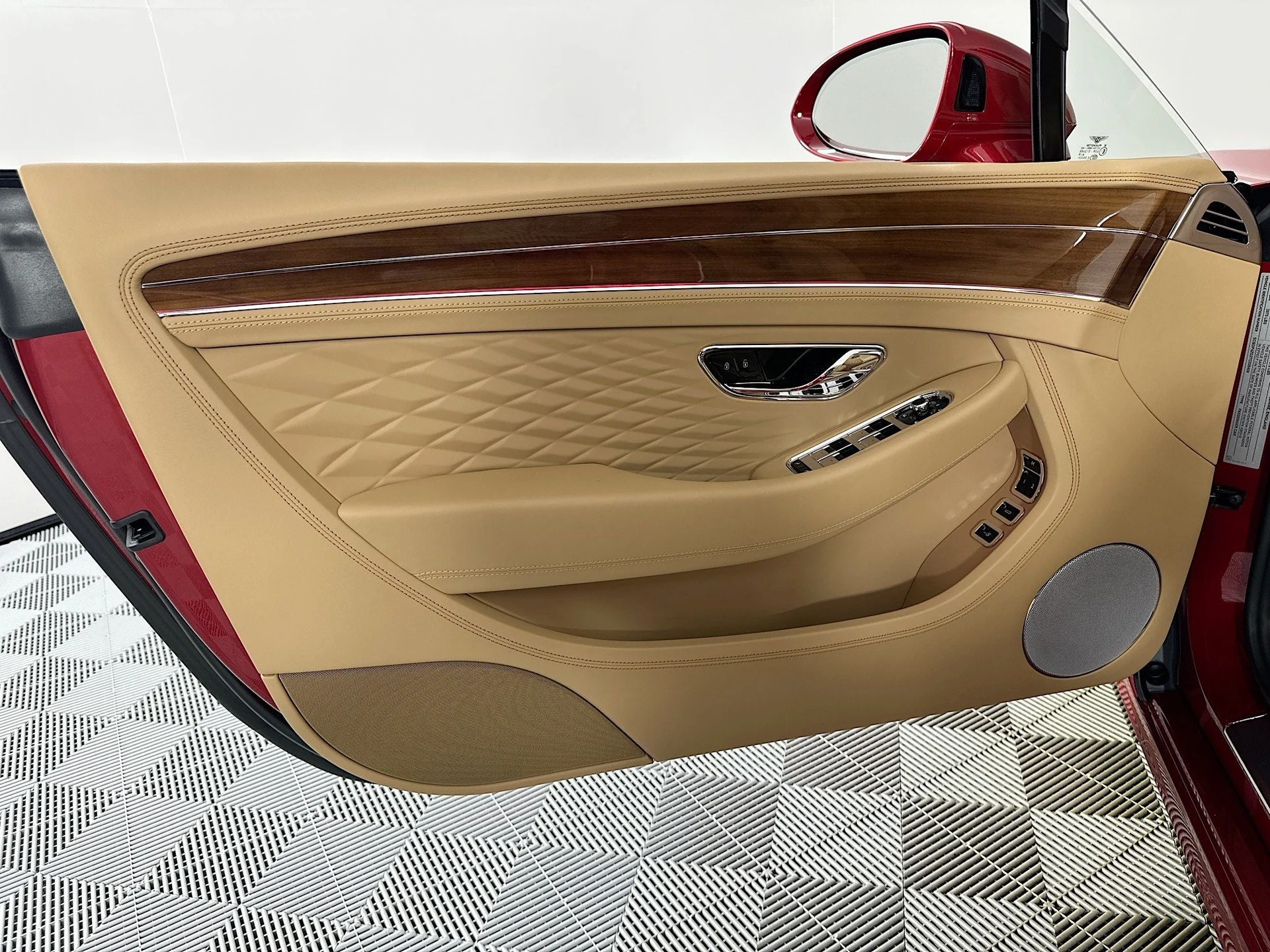 mph013_2778987477_14_fe046a0baf