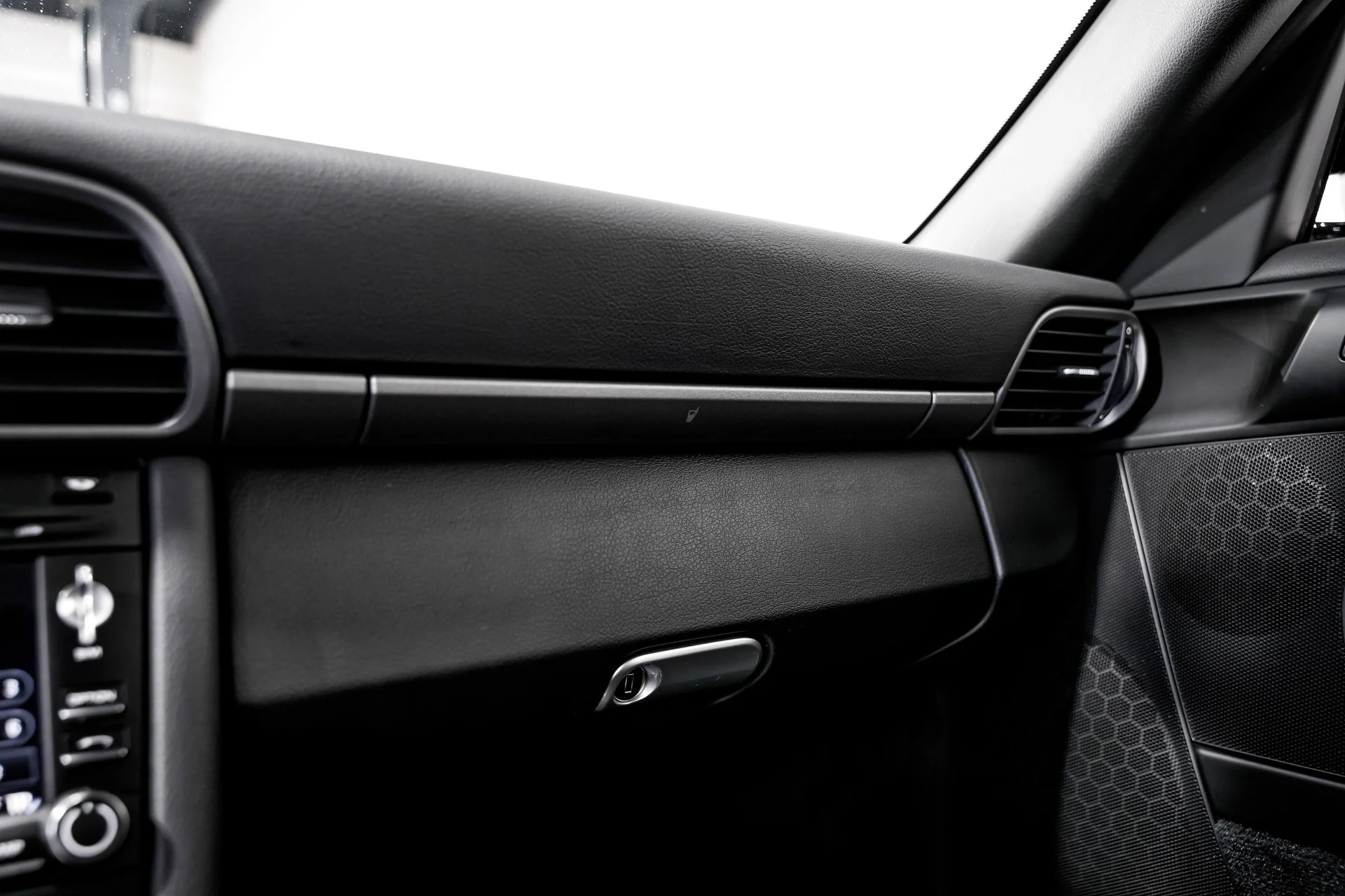 mph013_2779297_8a54d55f51410729612309d361a8c09bx_fa2cefeb0b