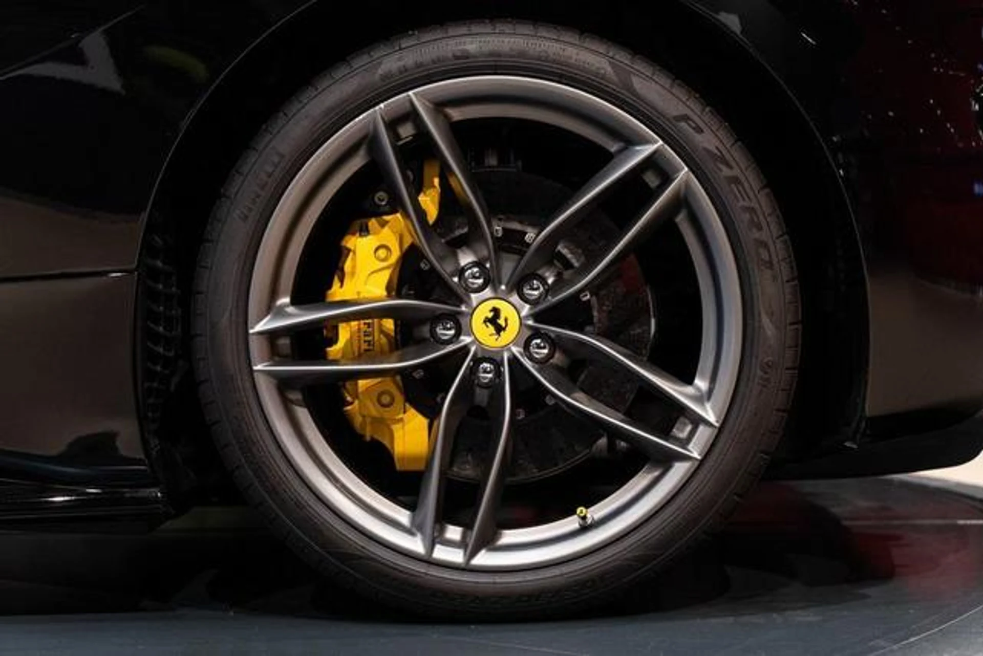 mph013_2787606944_GG_6c_U0_RM_3pr_H_Ef_Peb_Dg_S_Ti1r_E_23deaeb482