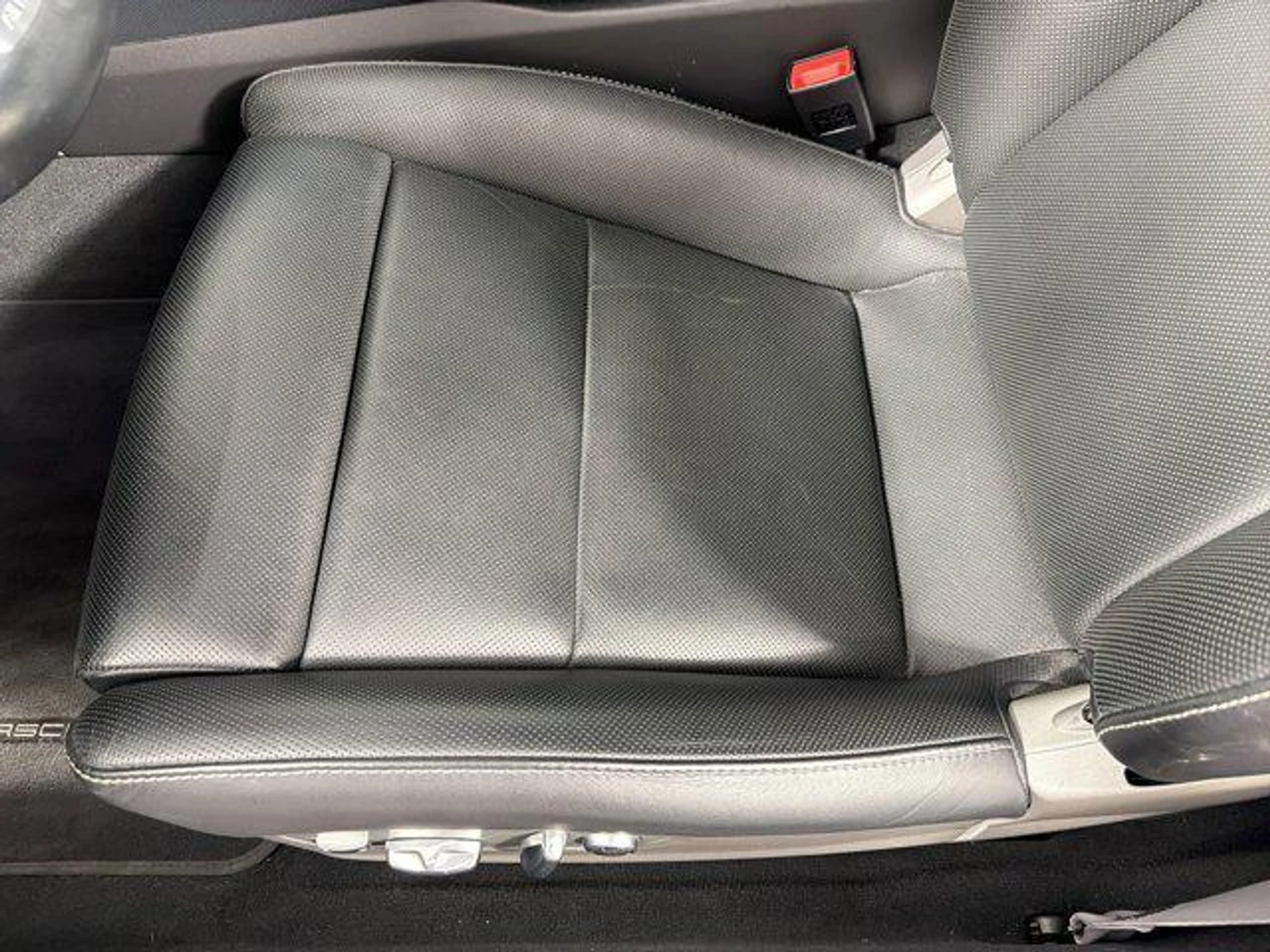 mph013_2791359336_C_Mo_Oq_FN_Rx81n_ZJ_Rzuh27_h_MFO_Ks_204038d5bb