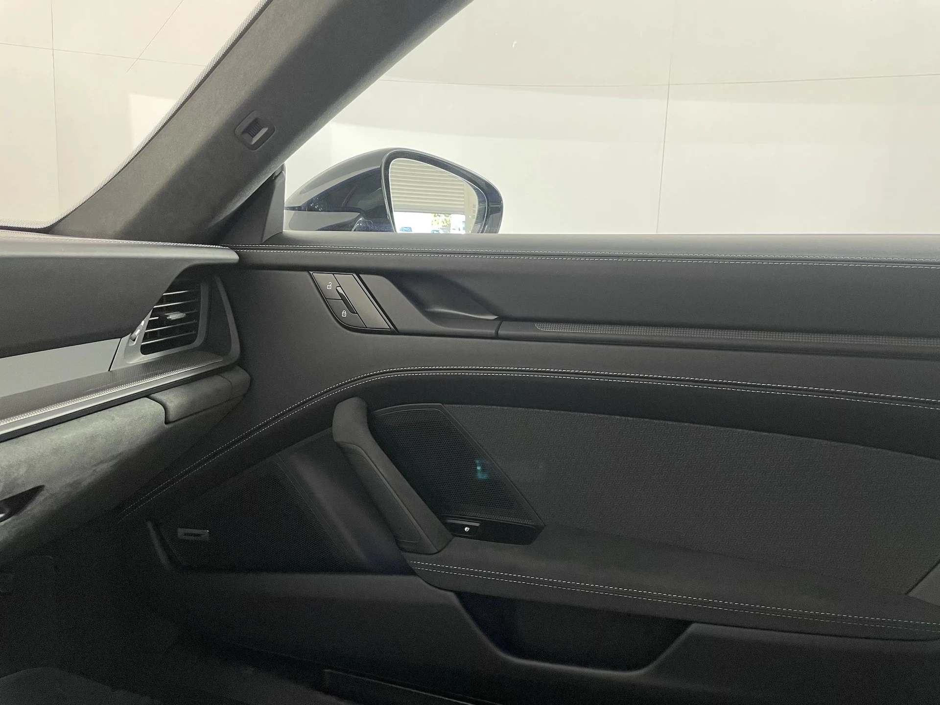 mph013_2791628152_6c1087930dcebfe62df66150ca6061f9x_0c17c3036e