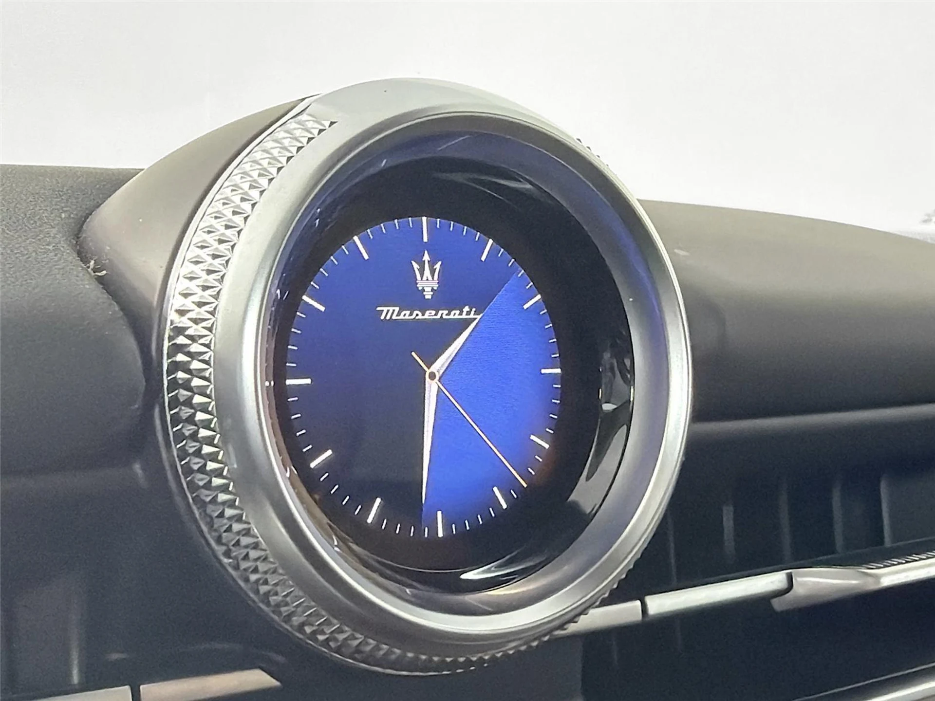 mph013_2792758006_688a7c30e2763679f1d02d6722c70da8_0dee64a3c1