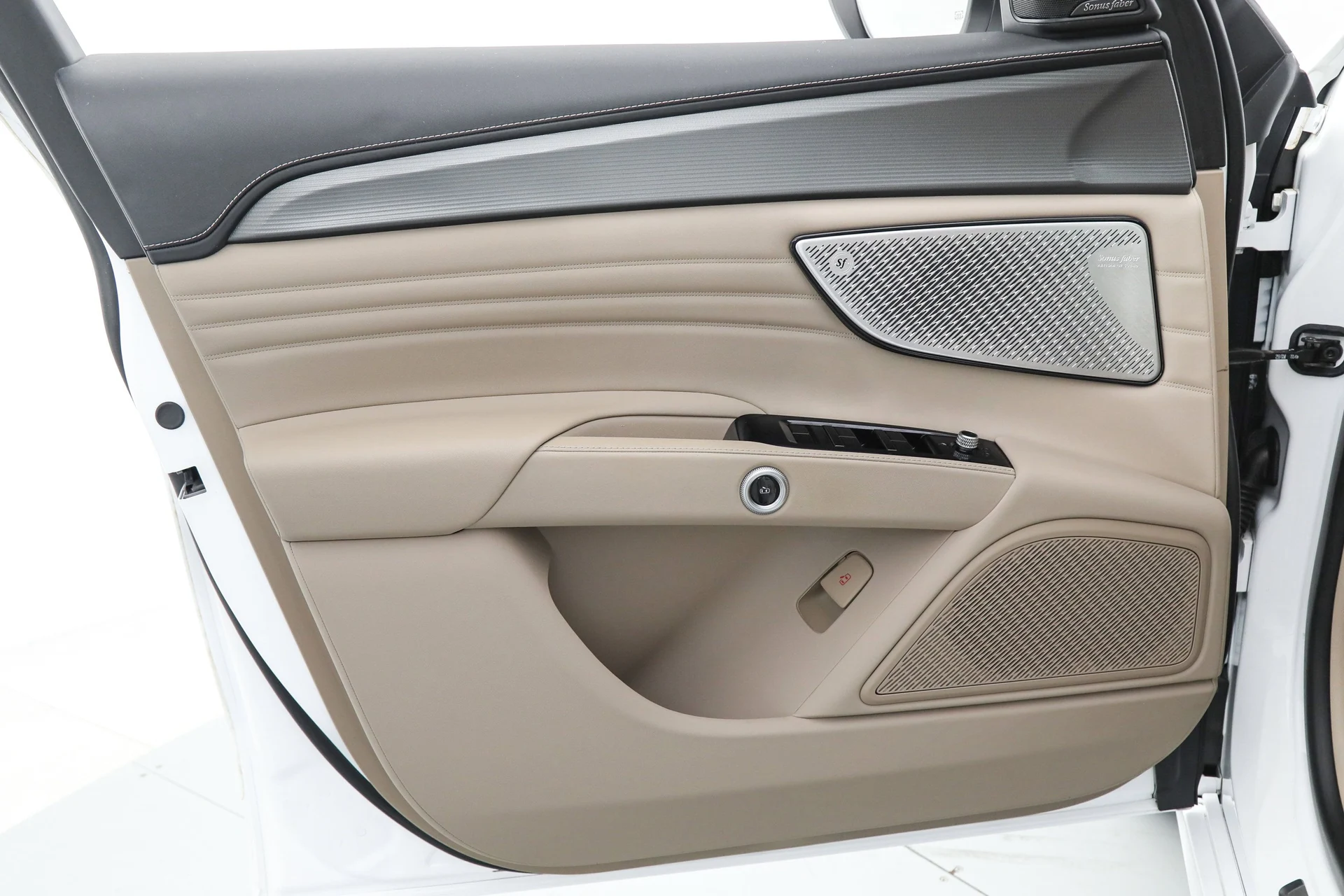 mph013_2794721212_a394df8cf06e44c10b23555128697dfb_e7cec75787