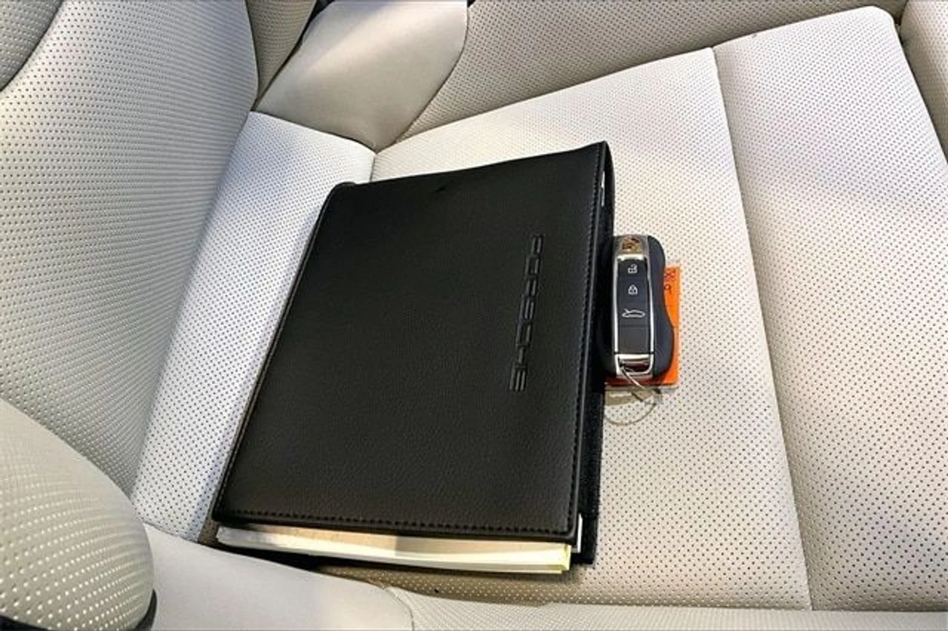 mph013_2808276513_1bee368e3d58c5b58ee272e6c075b2b1x_61526d2229