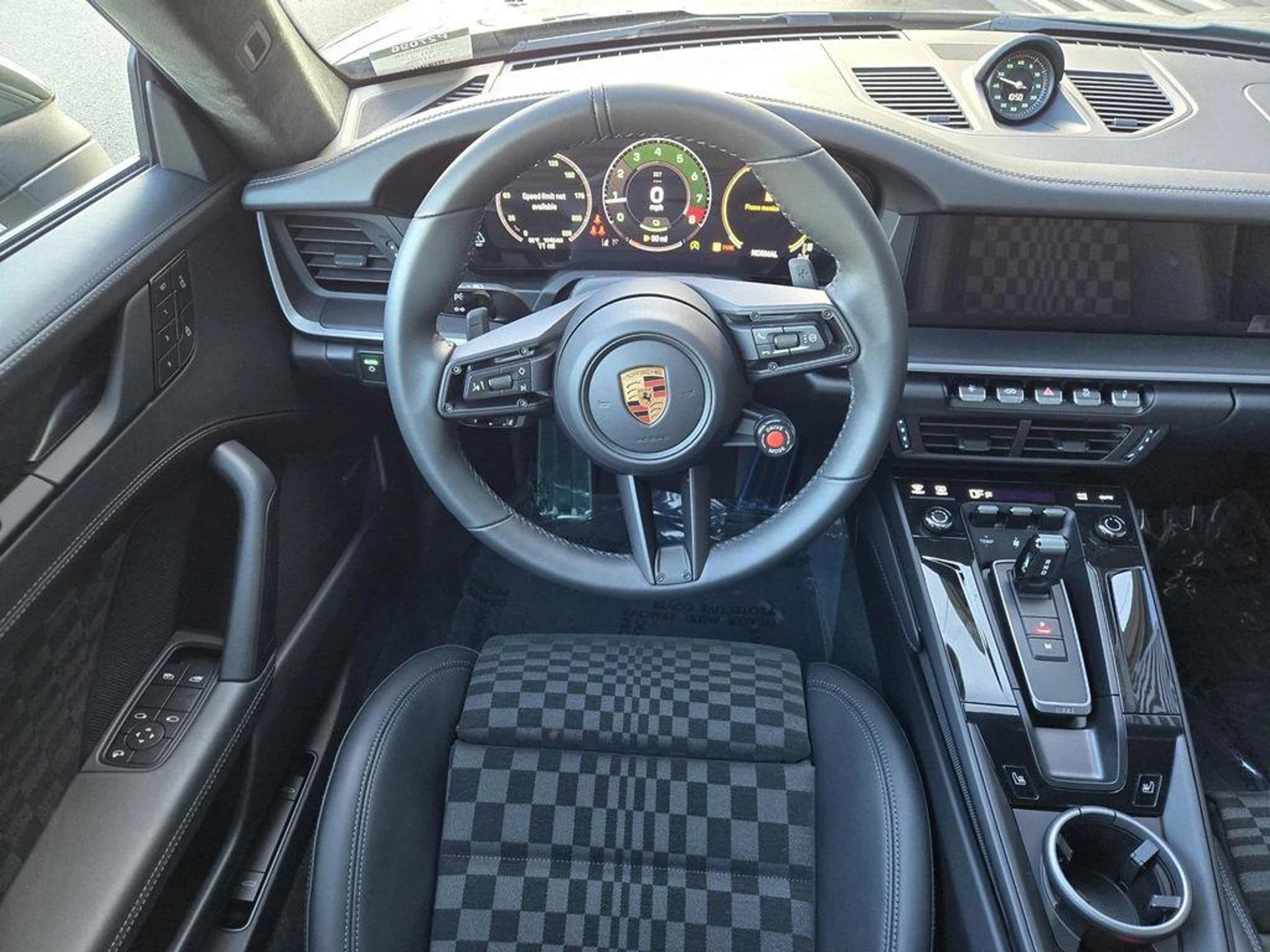 mph013_2808564762_qu3l_k_QYAT_y_D_Sg0_Dy6_O9h_Epvo_0a7752975c