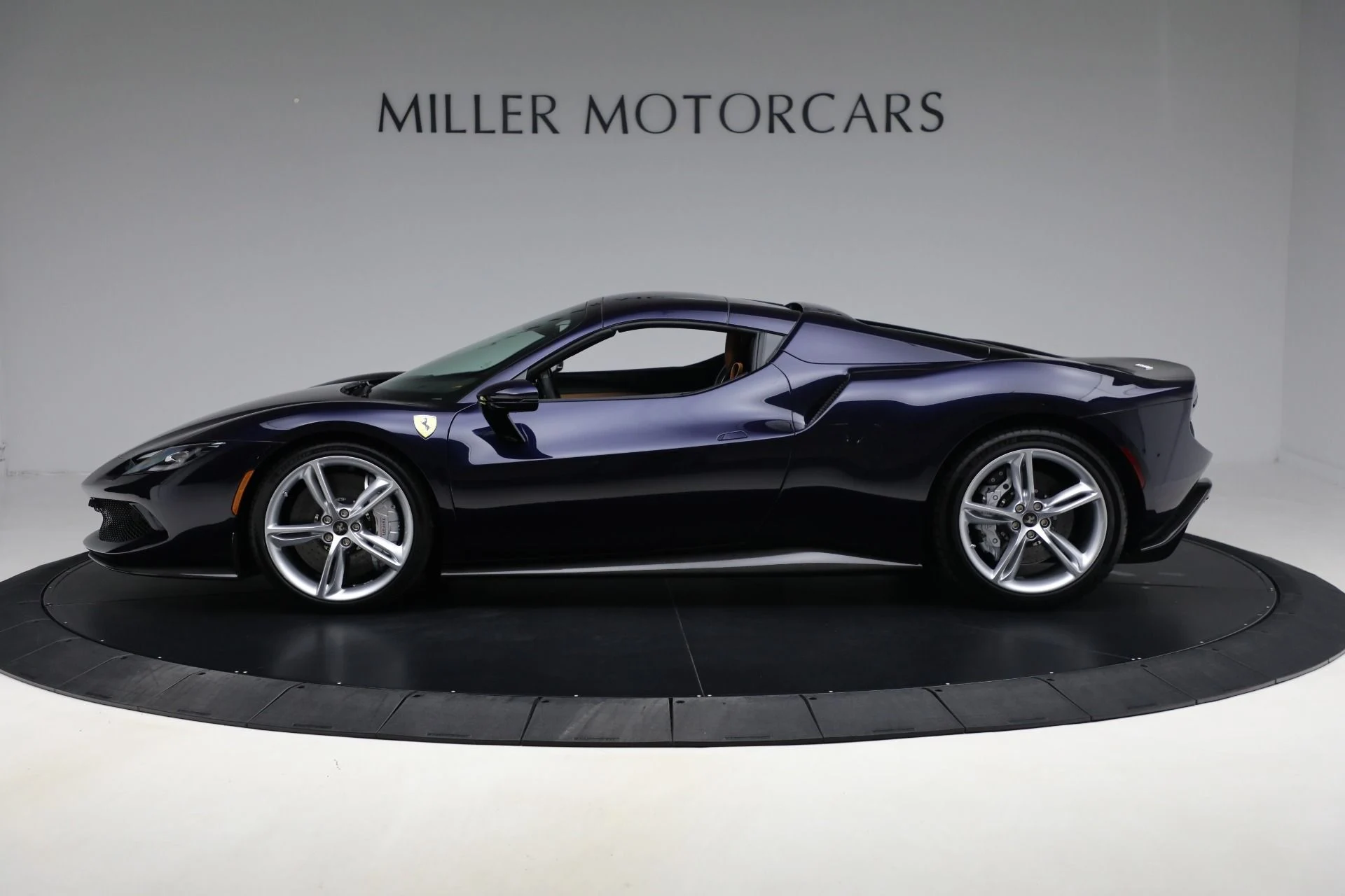 mph013_2808769035_Used_2024_Ferrari_296_GTS_b2b93df4ae