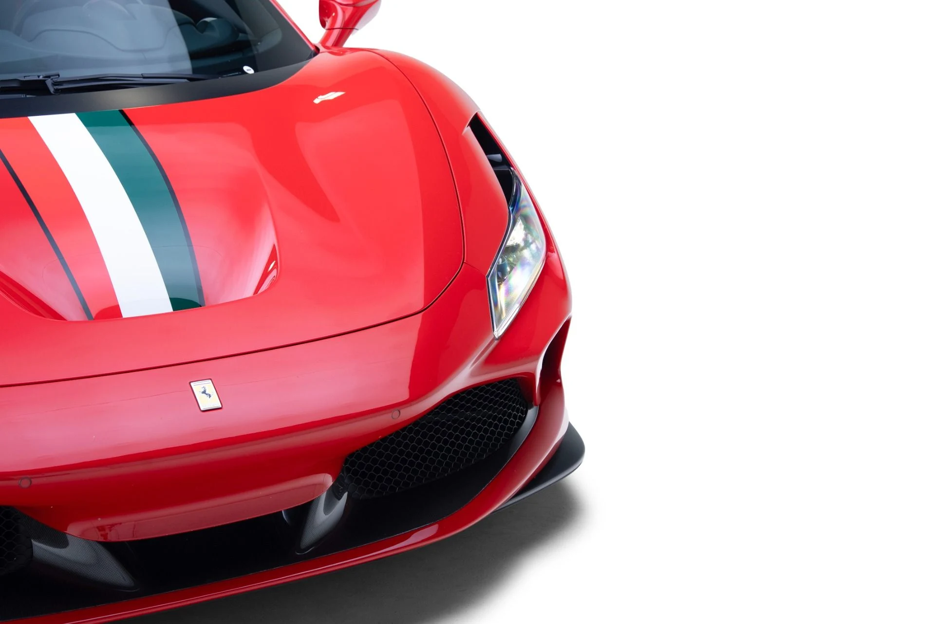 mph013_2813498846_Used_2021_Ferrari_F8_Tributo_1779466179_02baa69a3a