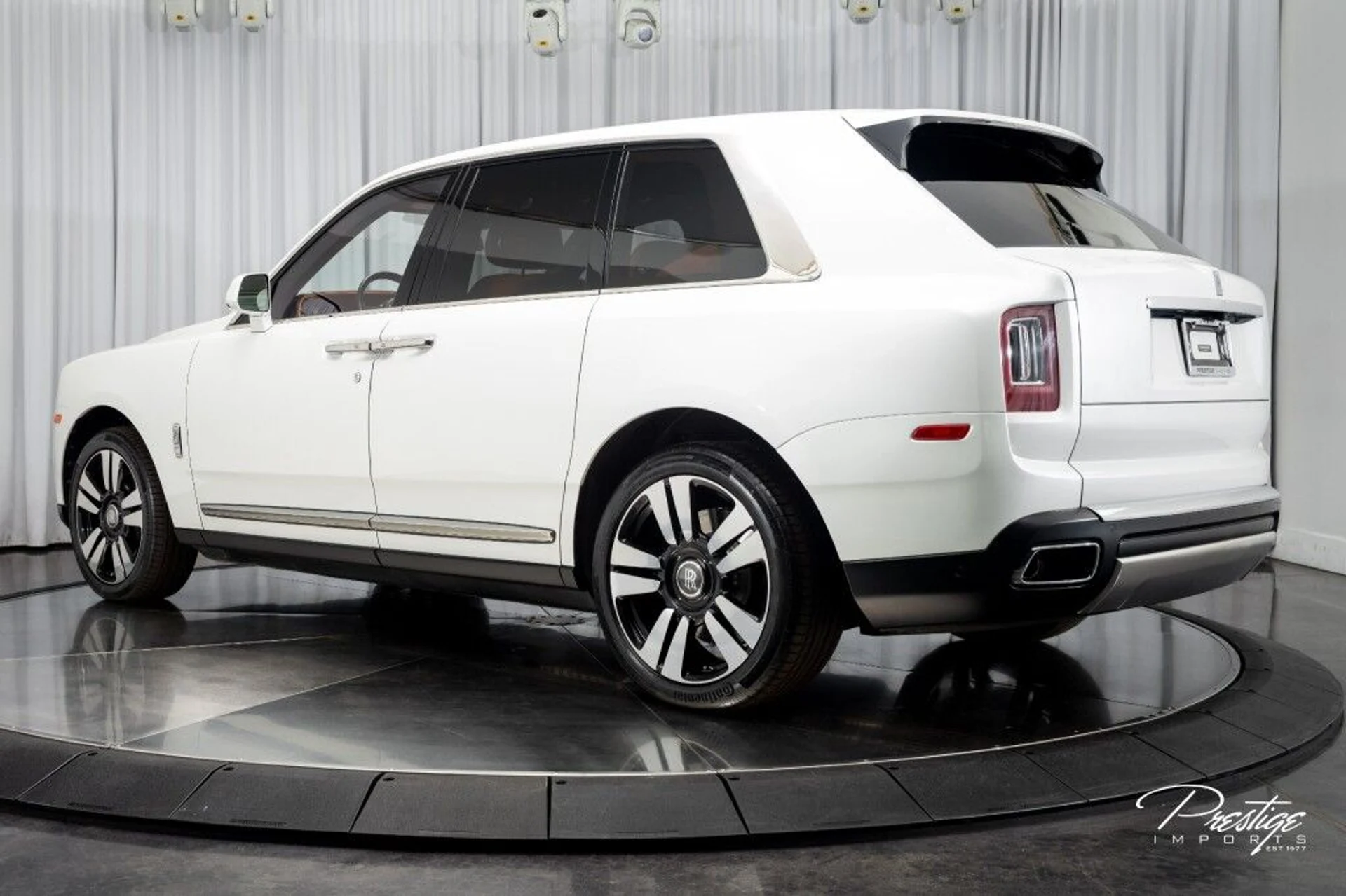 mph013_2813725854_26f2121dbcac39456ad69ba7371b8a0c_14510b11e5