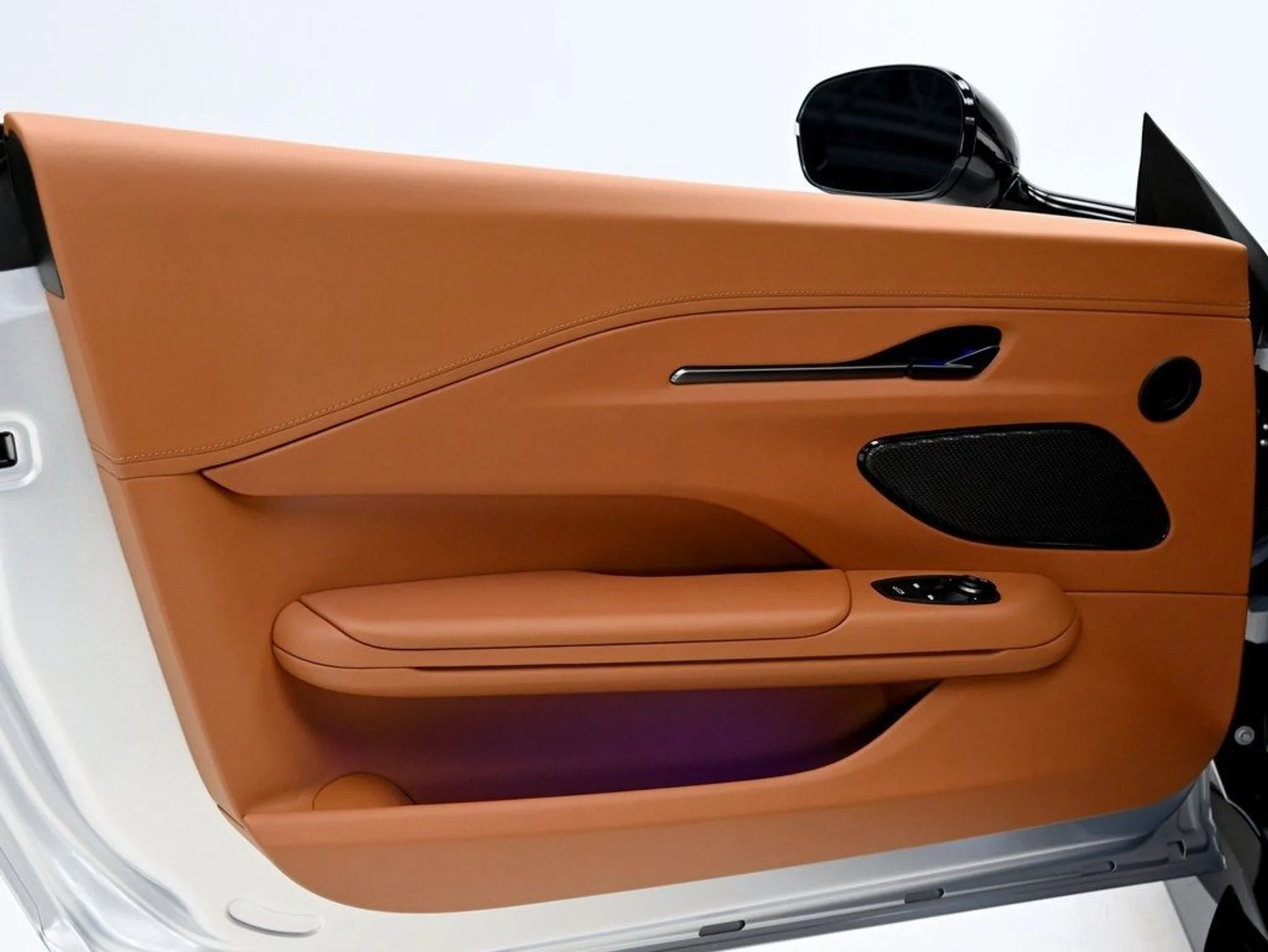 mph013_2818229305_8ee754298a2d434e59f8f56b8759ff6a_8a28380149