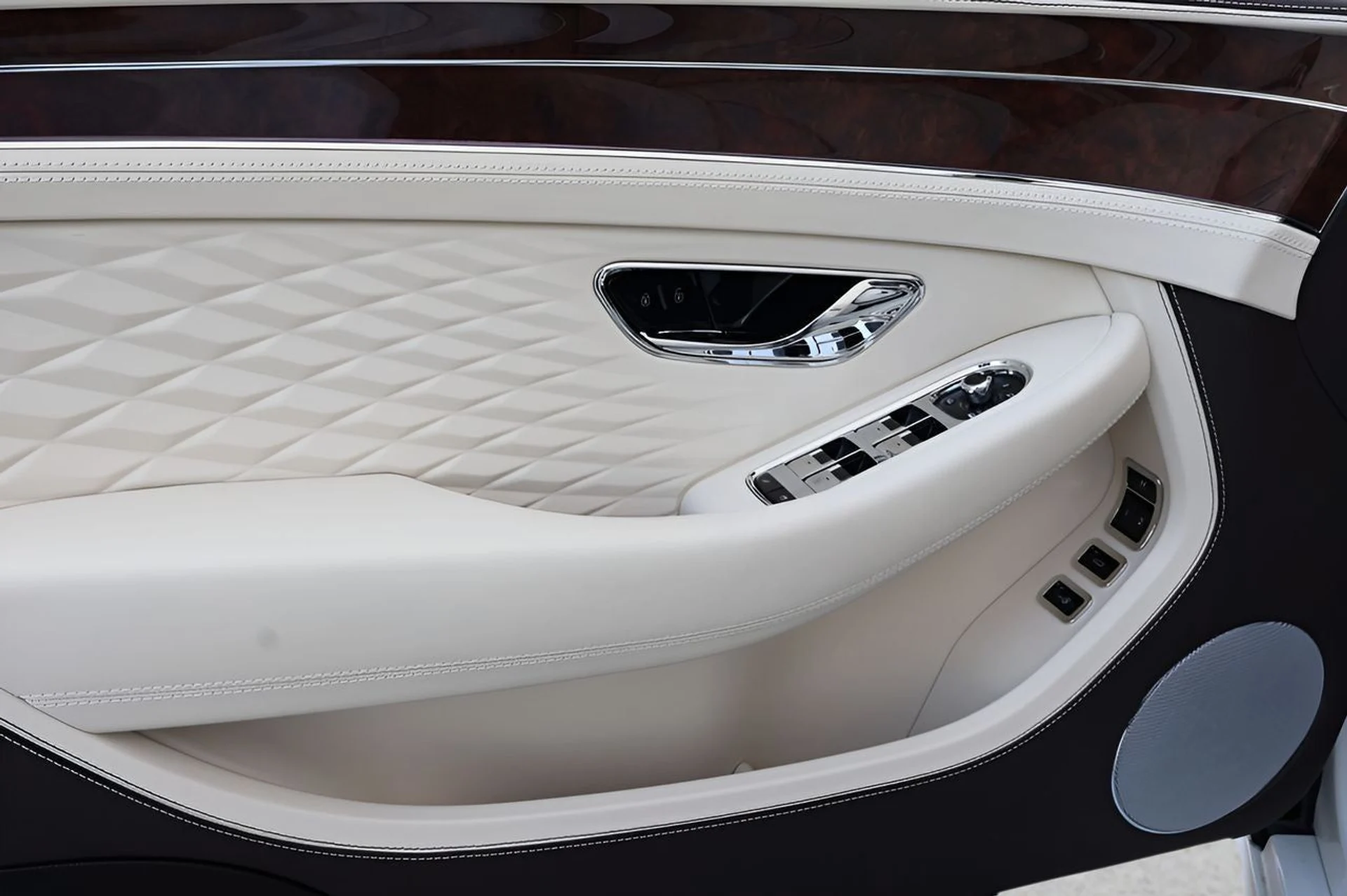 mph013_282118587_14_b0122f82a4