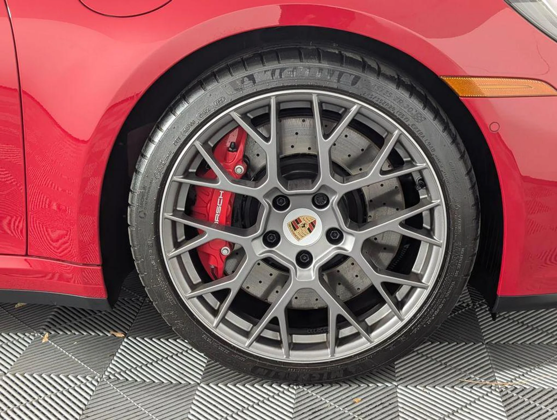 mph013_2826463561_I0gc_Dy_Xcus_EG_Kv_Su6_Tx08_Sj0i2k_3394e7fd75