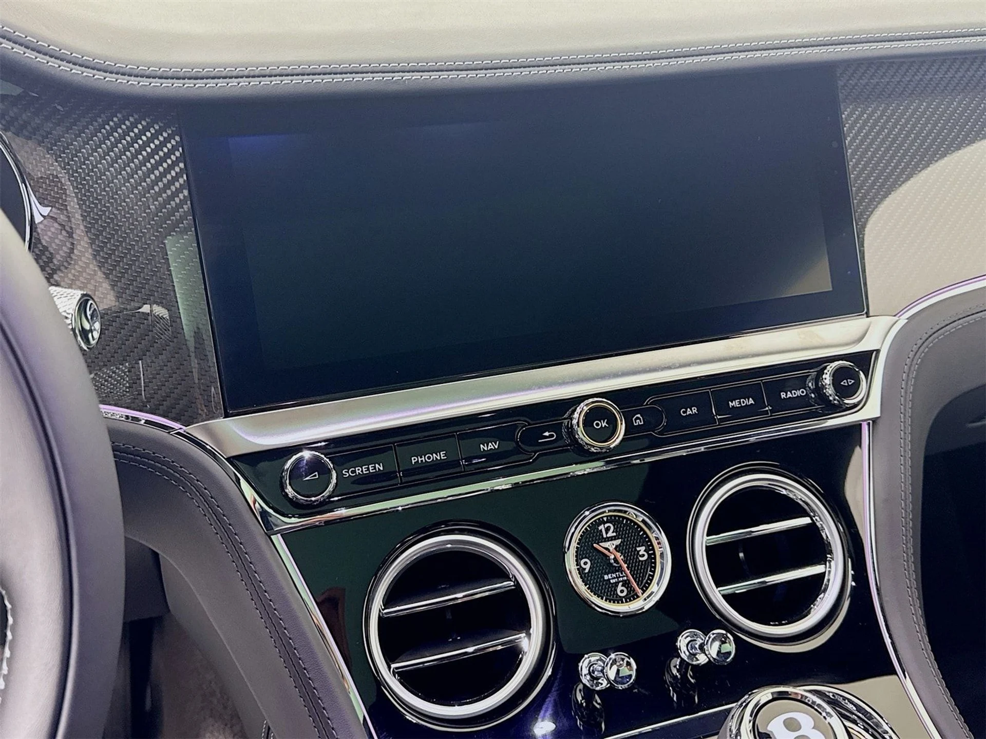 mph013_2827231886_98a02952495f514e9d7d3e96d811ed0dx_53cb6c4e26