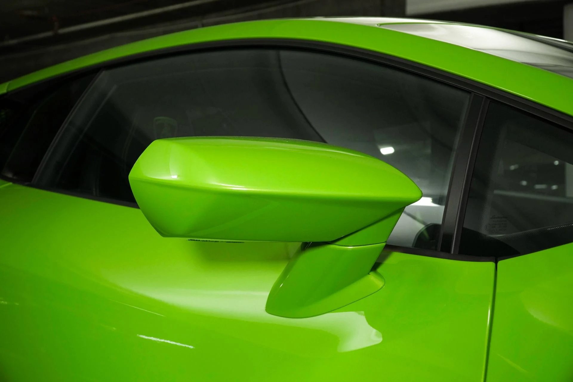 mph013_2830585324_Used_2022_Lamborghini_Huracan_EVO_1774468302_6a2c0c6d9b