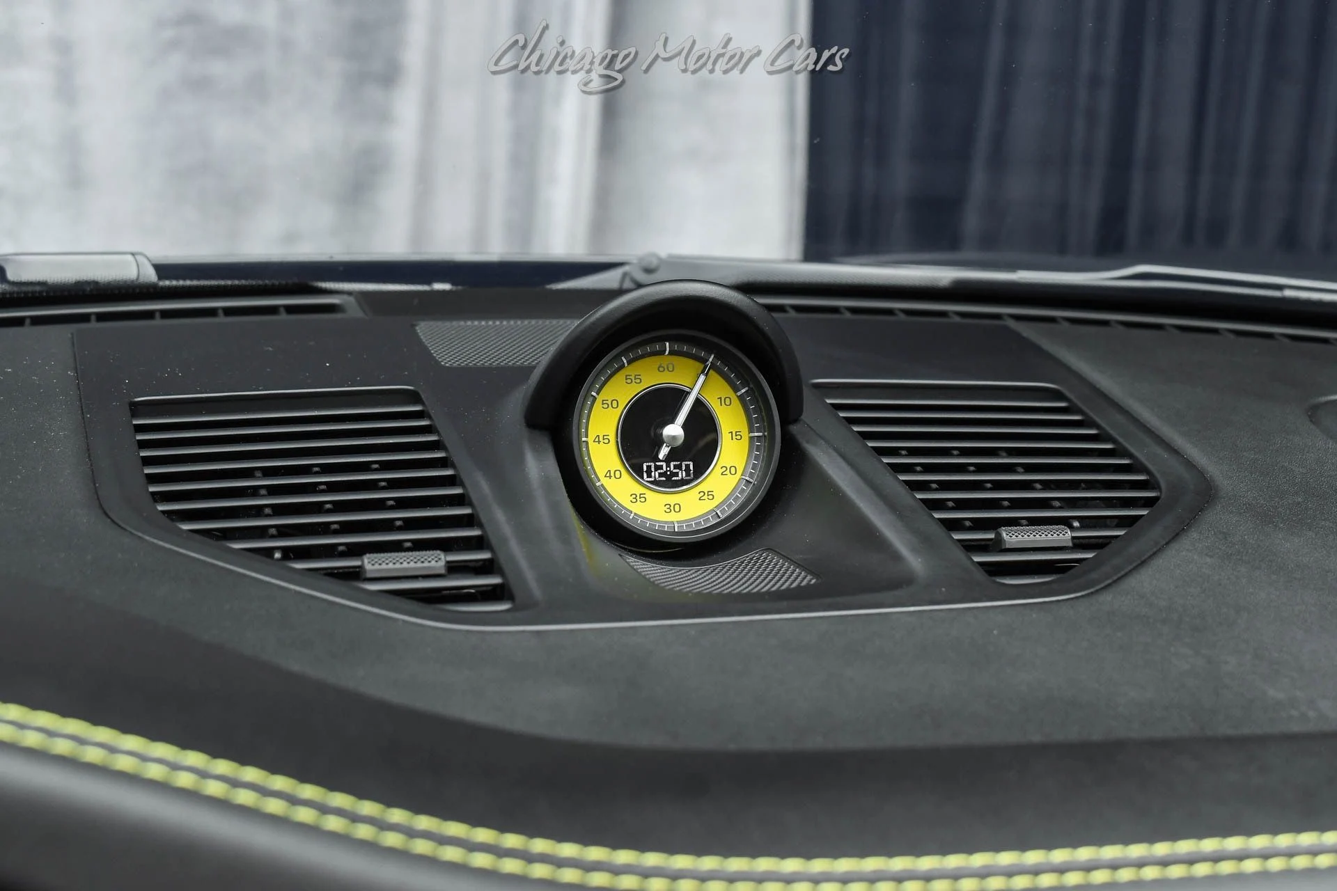 mph013_2832632073_10951_p14_l_2c0c87e563