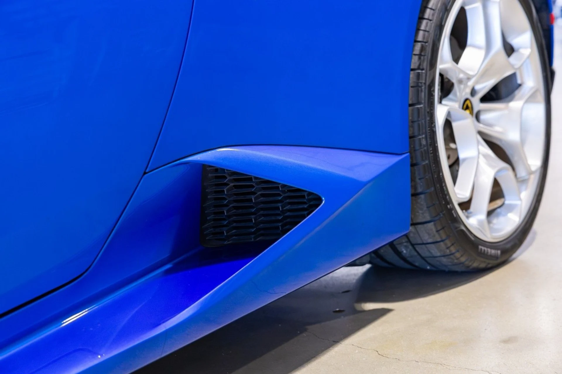 mph013_2833554751_f_Q_a50a3517e0