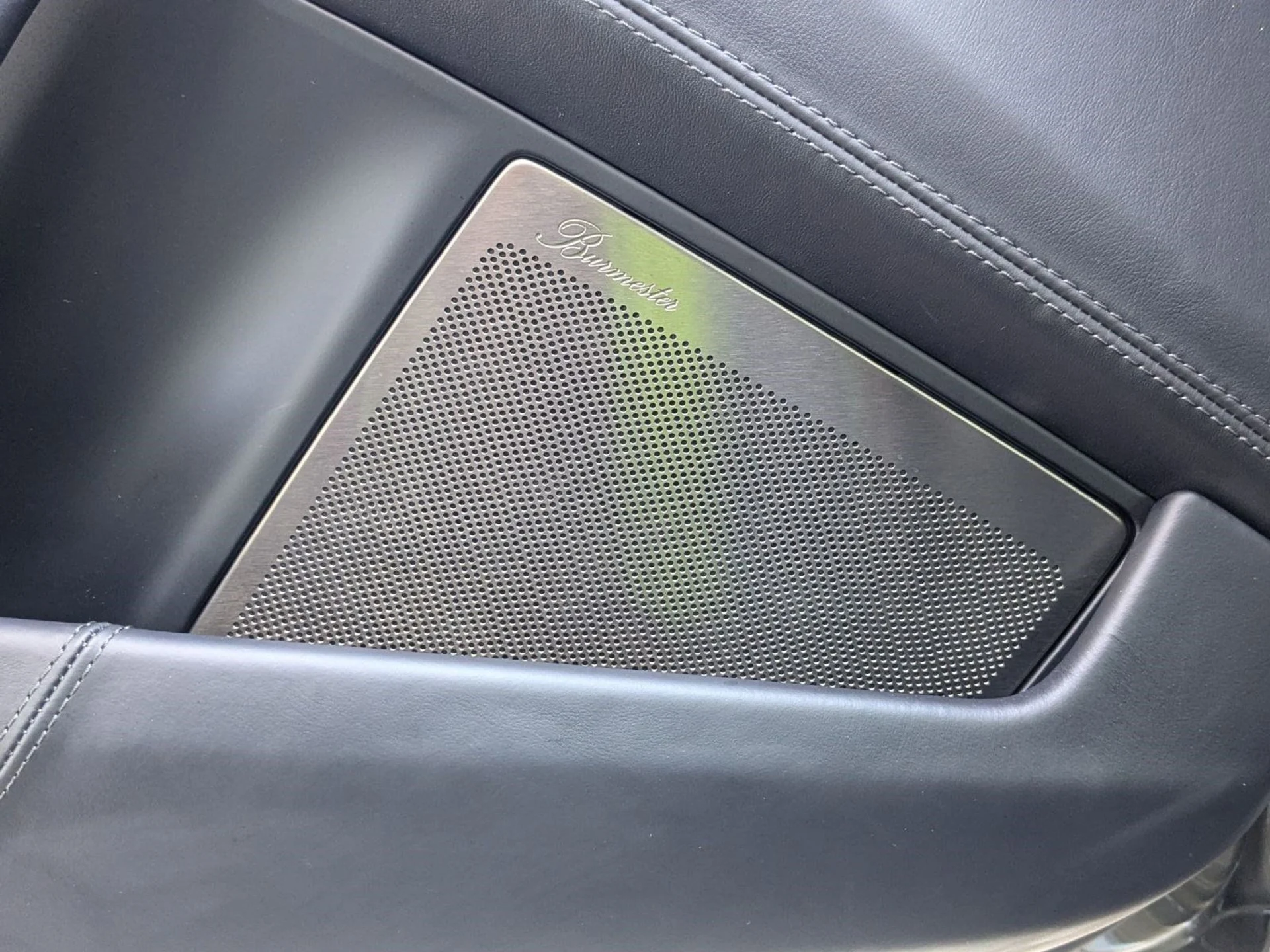 mph013_2834580375_d72091a50a68bcc62b434bc242d43681x_811a583bc6