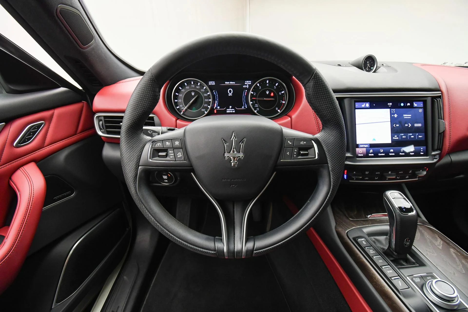 mph013_283701687_Used_2022_Maserati_Levante_GT_1755331902_885a83376b