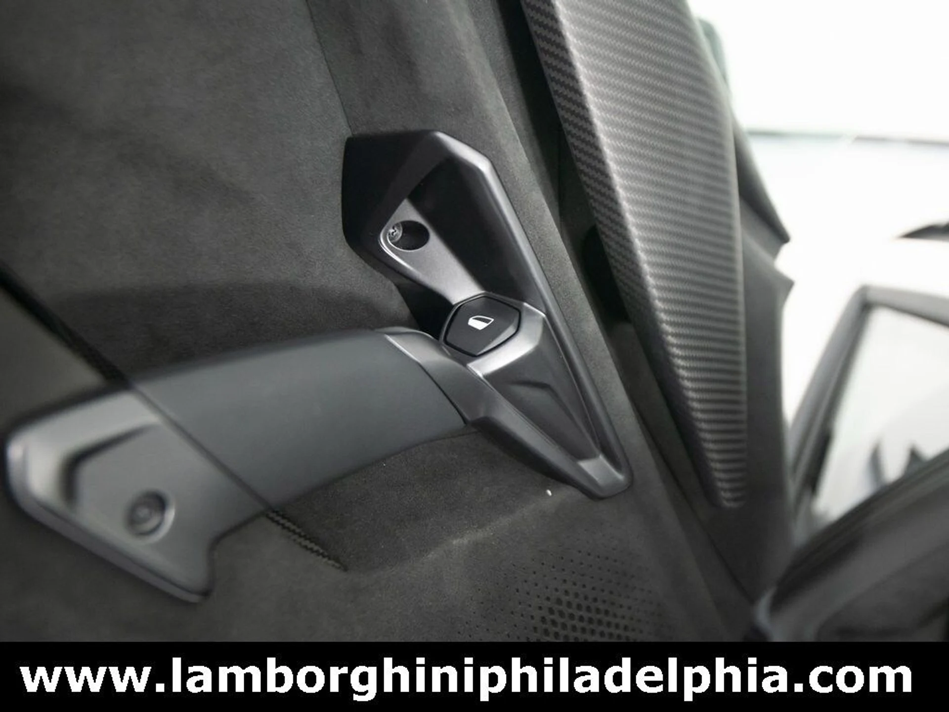 mph013_2838270851_ac688fdbae5f2d4f84786f1e70ca5840x_66c84e488a