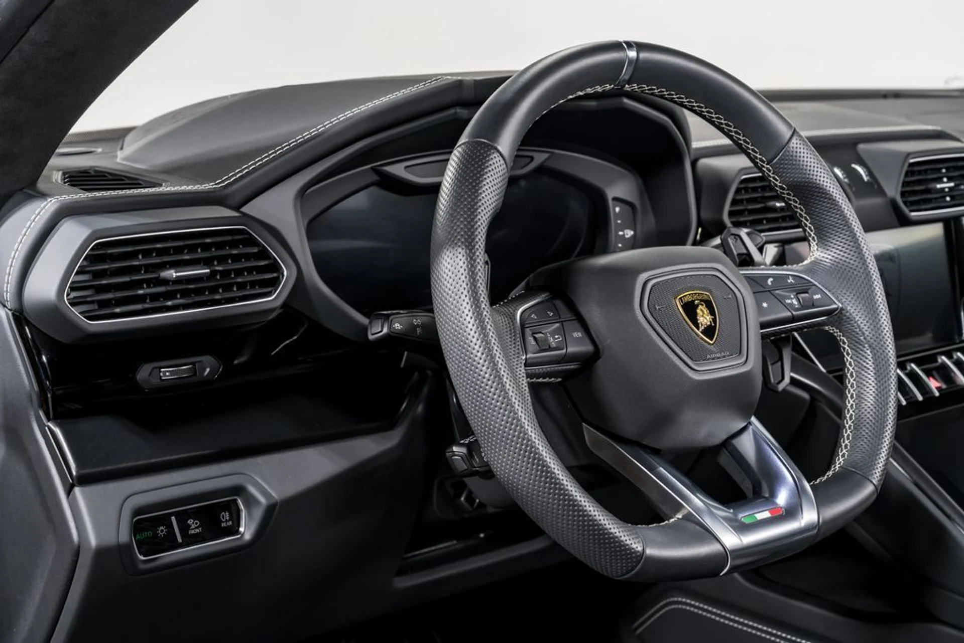 mph013_2843683615_d40132c44cd2a841731bb8d7f967f515x_2325647eb8