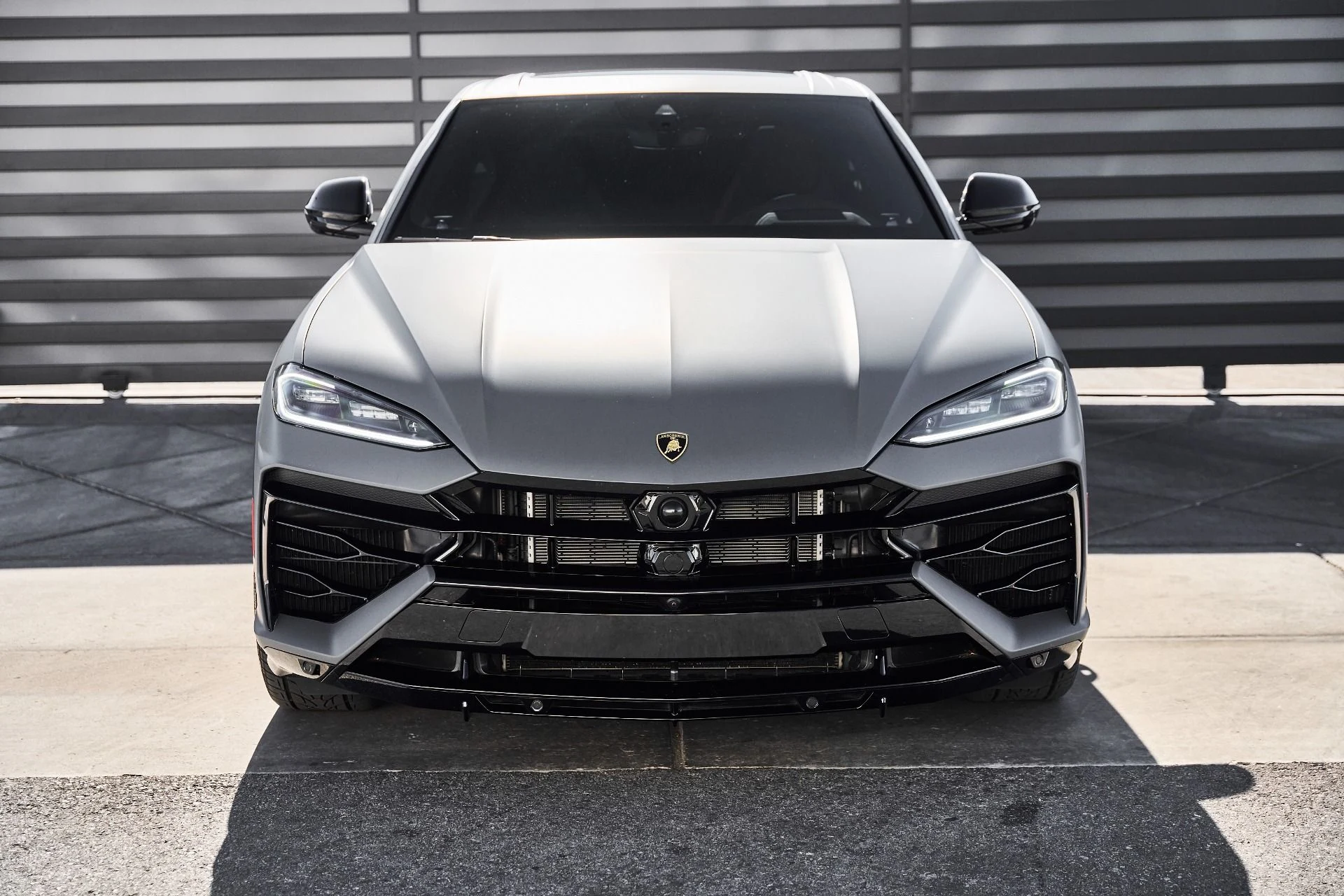 mph013_284973078_Used_2025_Lamborghini_Urus_SE_1778289190_f423852dc1