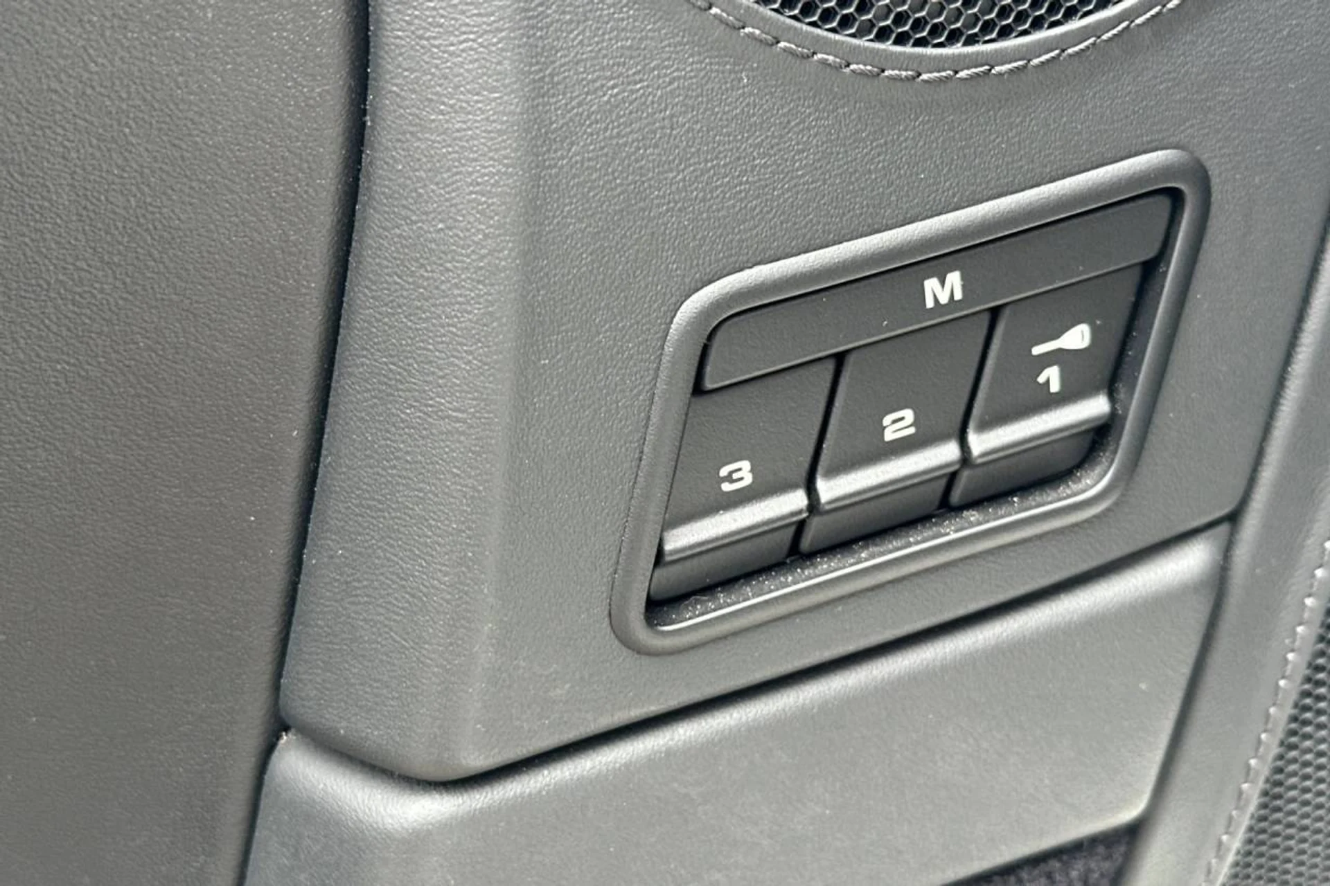 mph013_2850189597_1280_968f865661