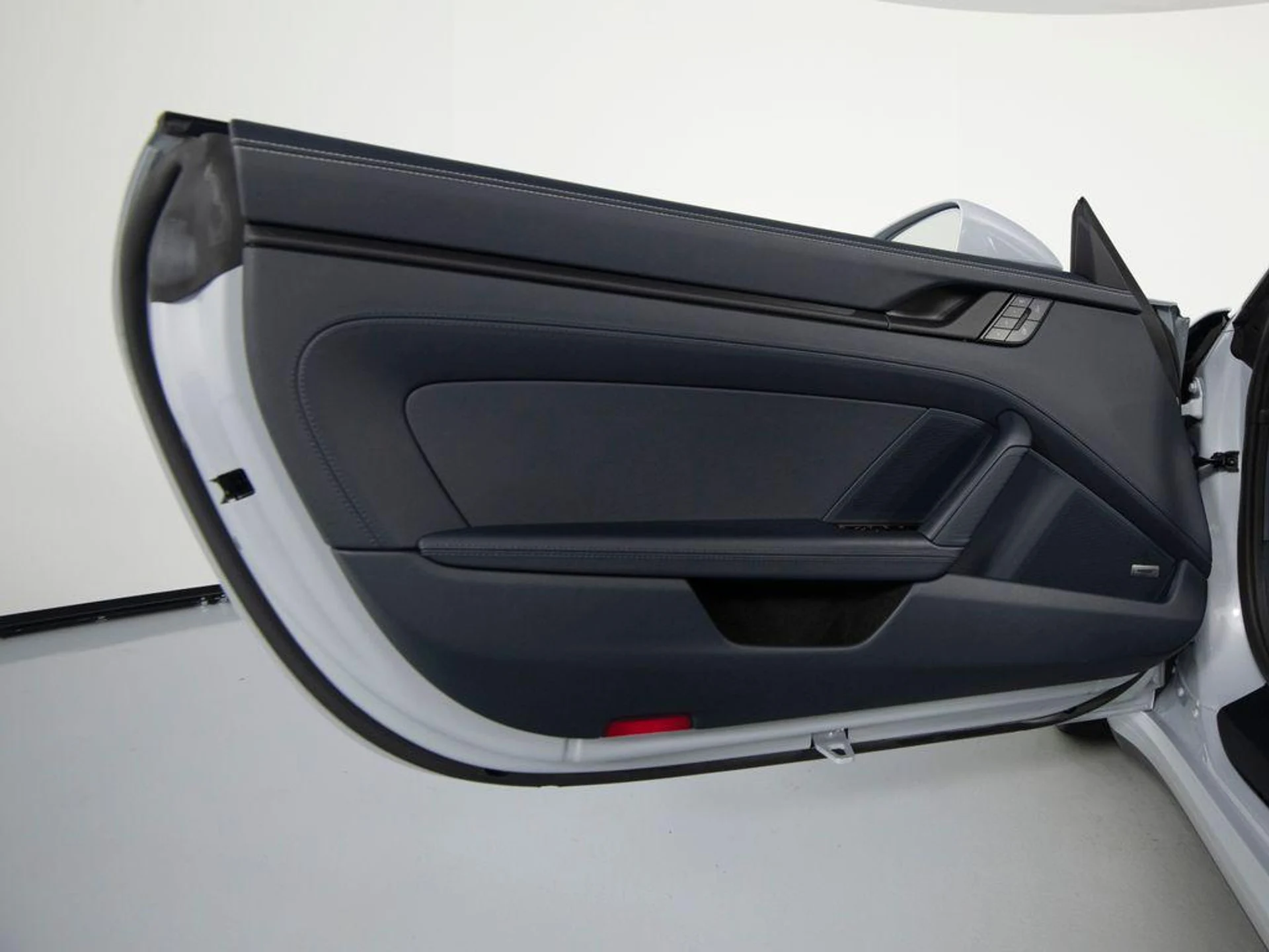 mph013_2852212646_e_G_pe_B_XO_1xagn_9io_Bfd_BL_Uwgw_ef28a3f7fa