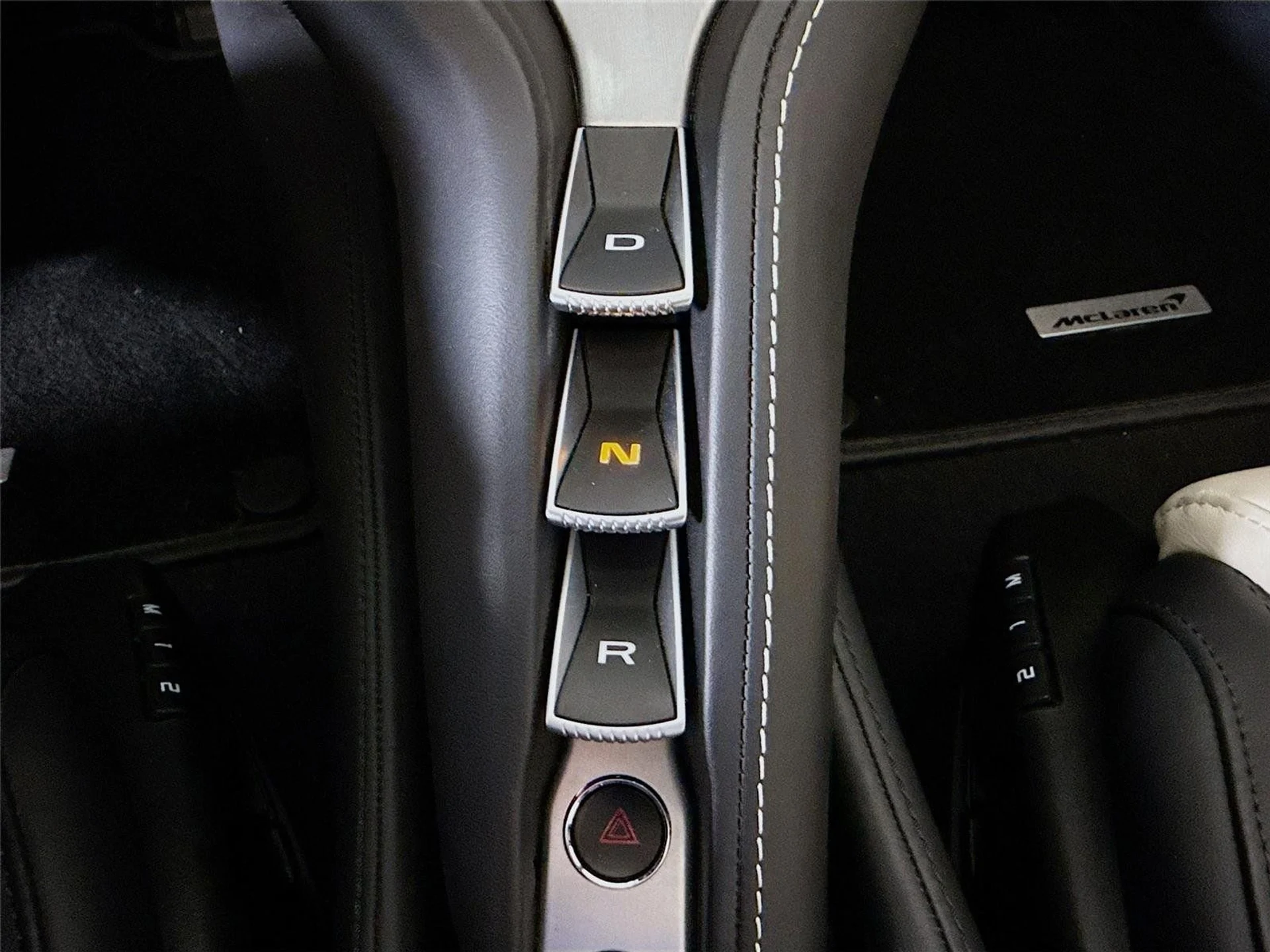 mph013_2860966245_efab274f818100918eb678db1f1fc367_55fcf4074b