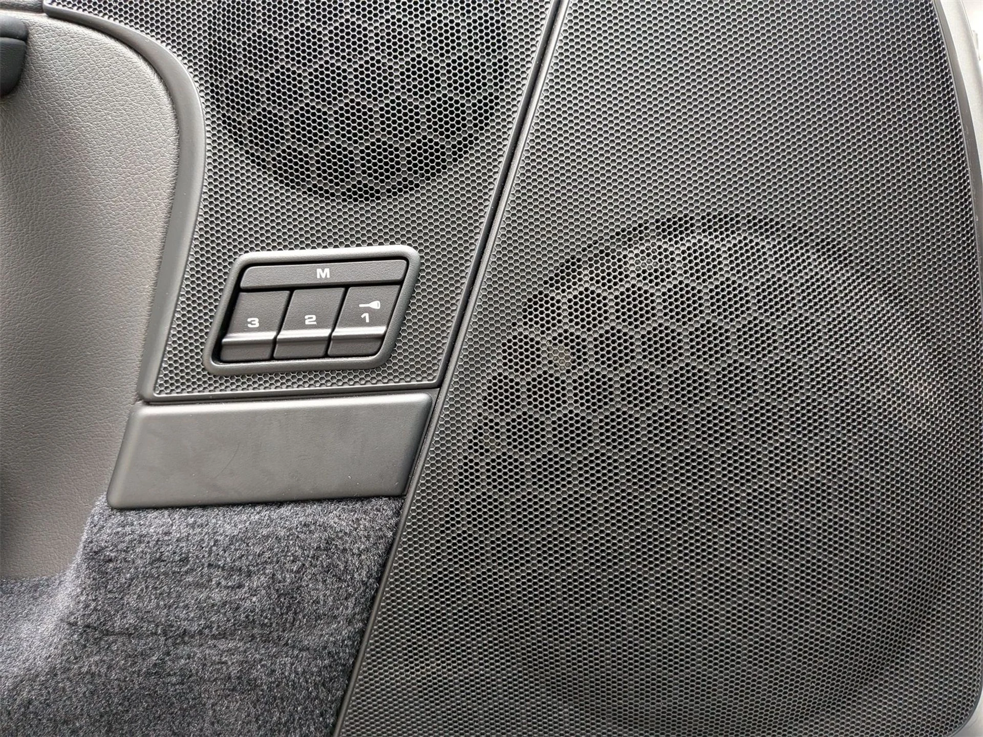 mph013_2862199419_30feaccdebc1cf72c9c14c5e8c3478fe_c1c83b6373