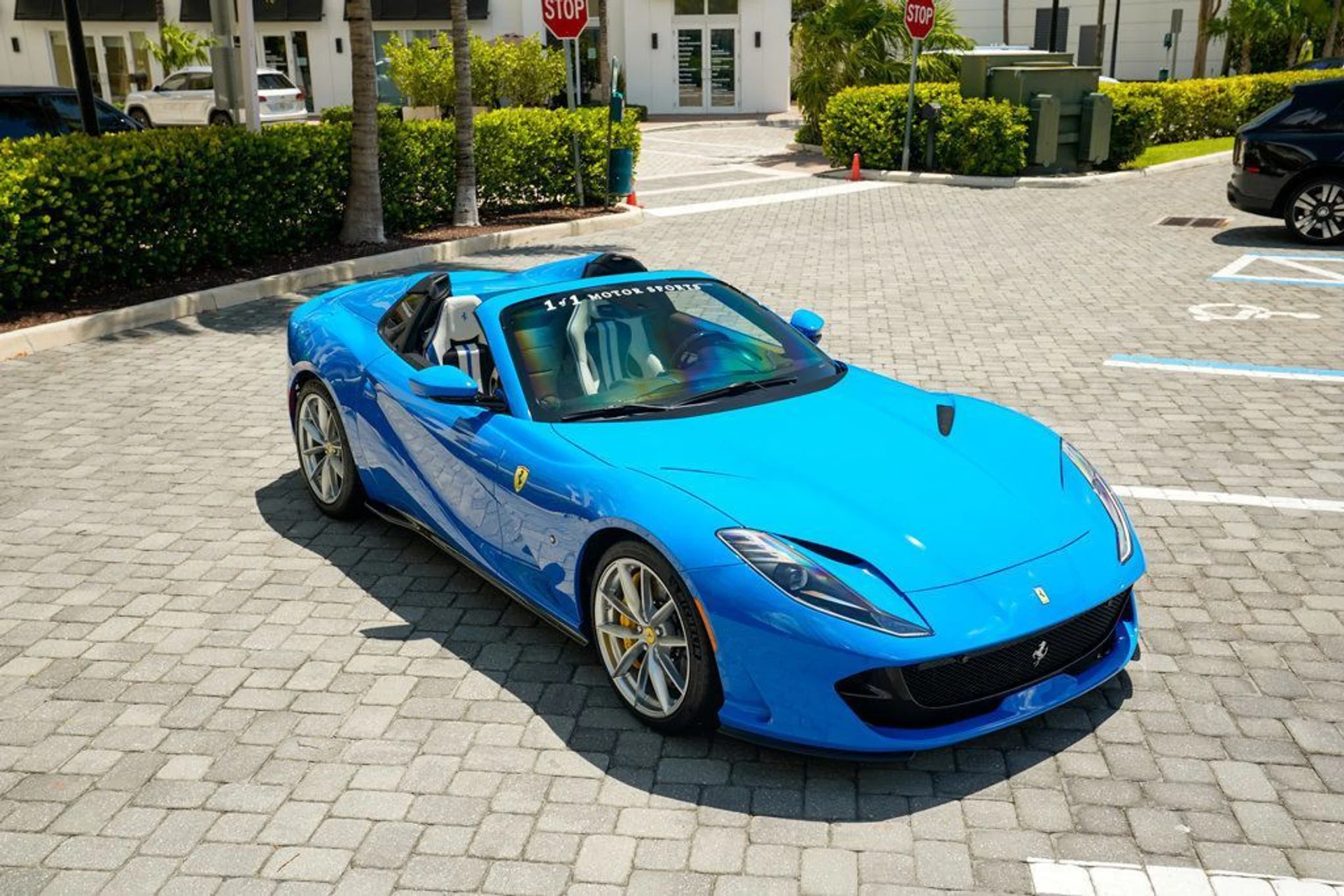 mph013_2862546323_used_2022_ferrari_812_gts_convertible_14354_22898644_14_1024_90621f3c30