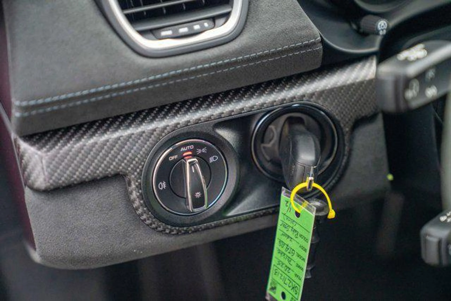 mph013_2867948868_N8y3_SF_Un_EF_1s_1_K75g_T_Xp7qfb_AE_bc973736e5