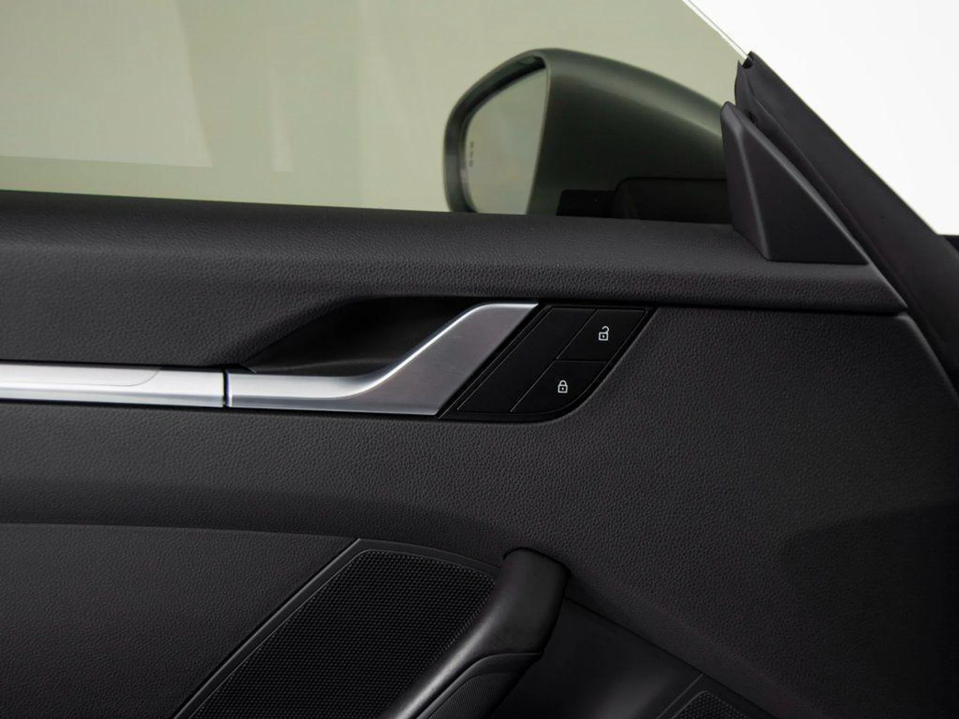 mph013_287421628_Sq_D_Ox_O5e_Gs_Eik_K1s_Jky1_J_Oh_Hhd0_e96456f22c