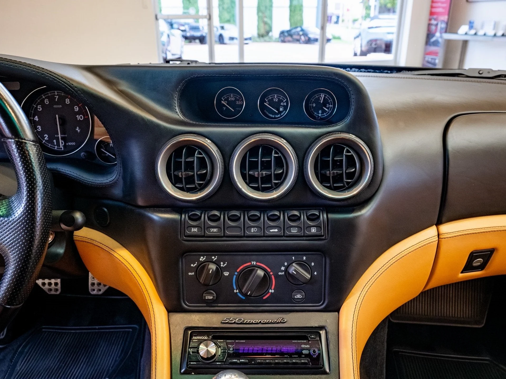 mph013_2881802073_14_aee5640b23