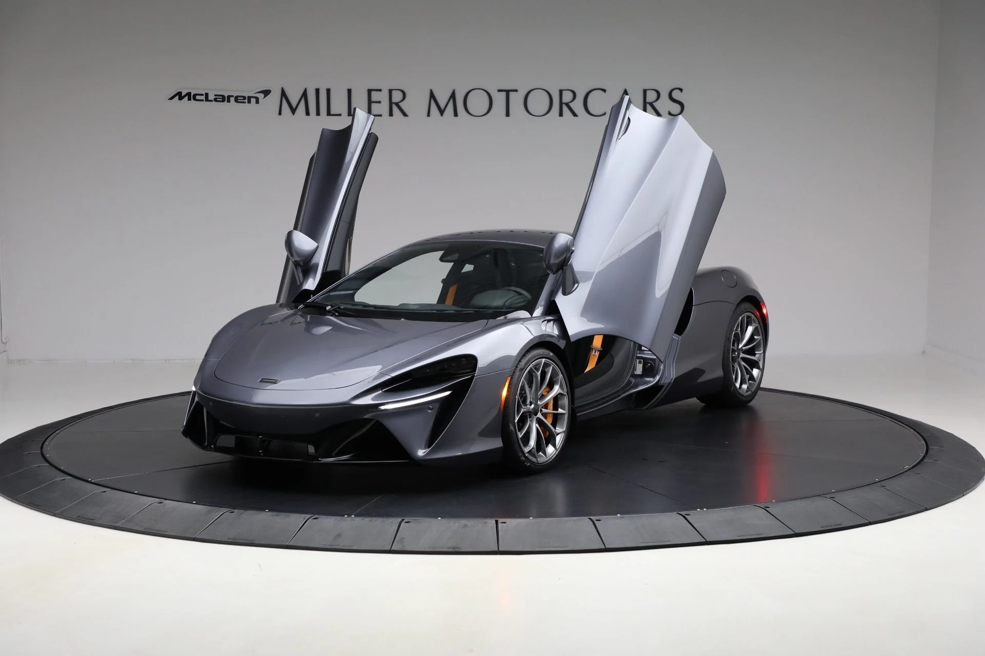 mph013_2891177745_New_2025_Mc_Laren_Artura_Vision_2c304e41ab
