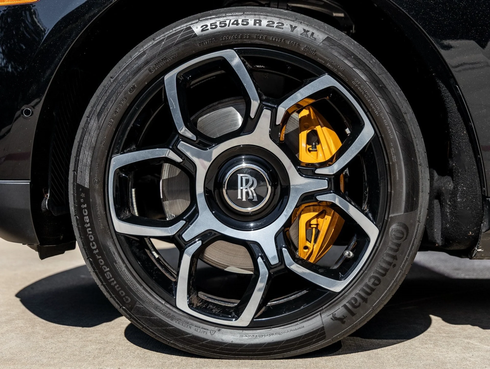 mph013_2891974275_14_b427d711e0