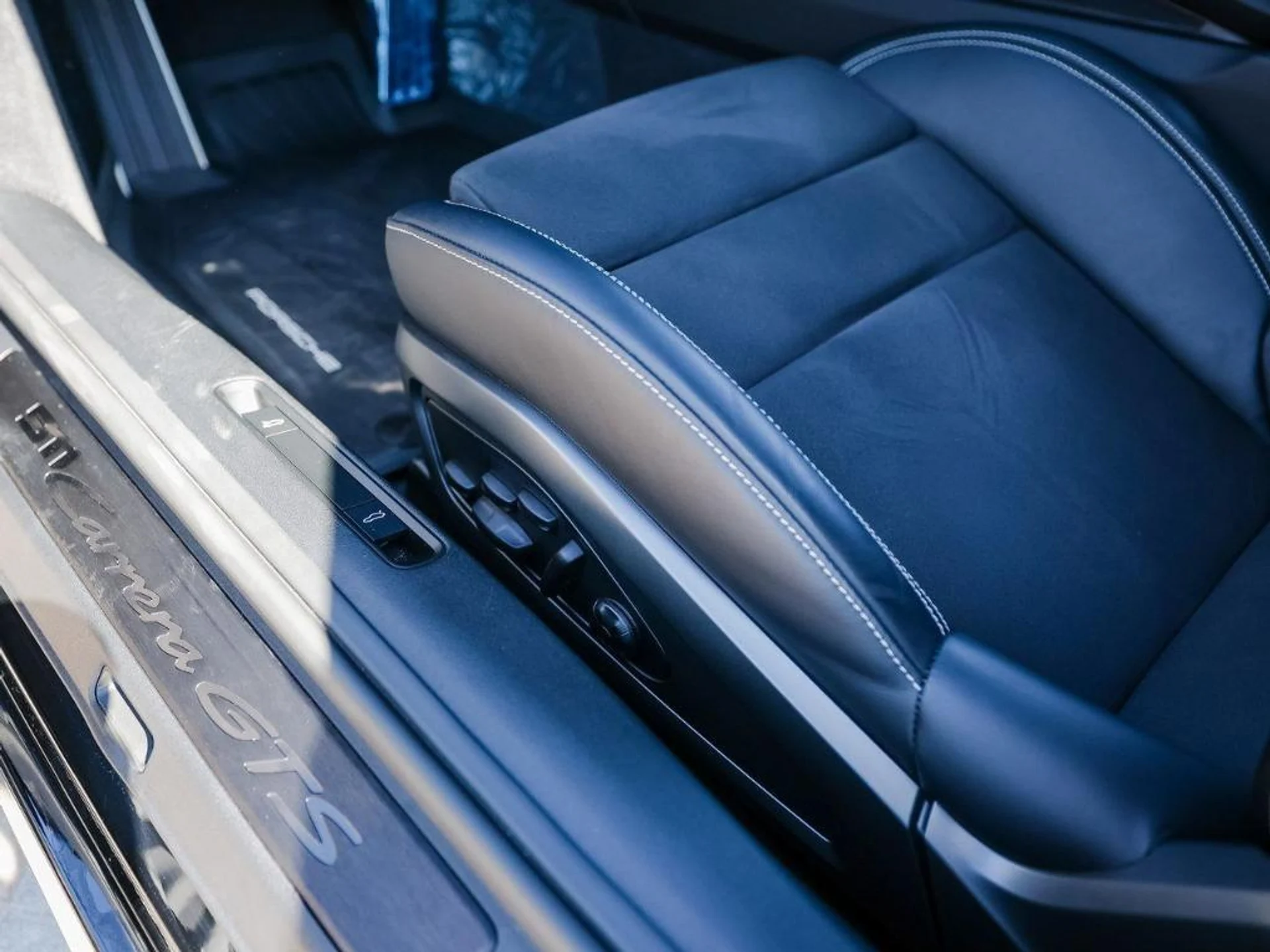 mph013_2892706822_VEL_Ut_Jjx_P_Iz_R9_Gakgvv_O4x_W_Zk_PQ_3cd0520c2b