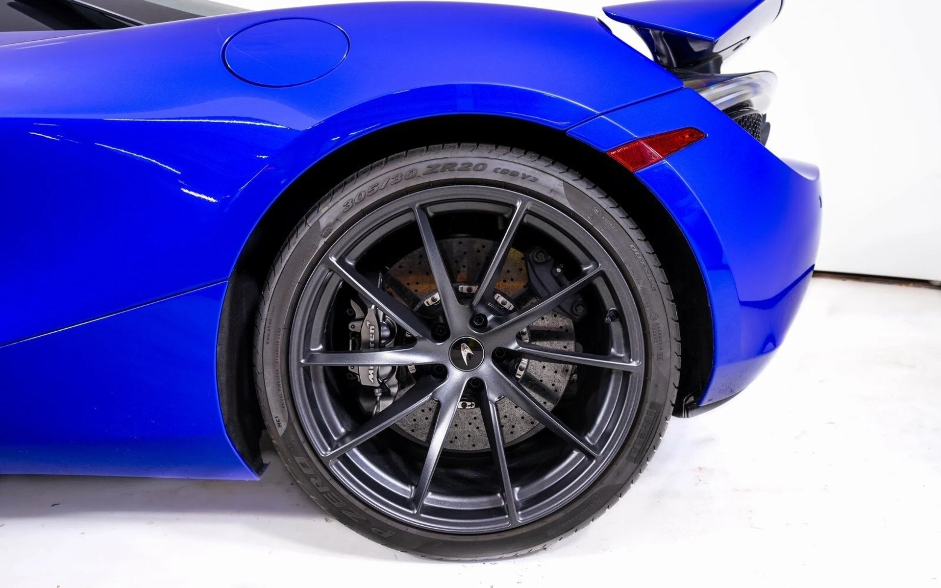 mph013_2895465614_bfdbeade31fb9a0af671c2cb42b8f9c8x_dc26e5320c