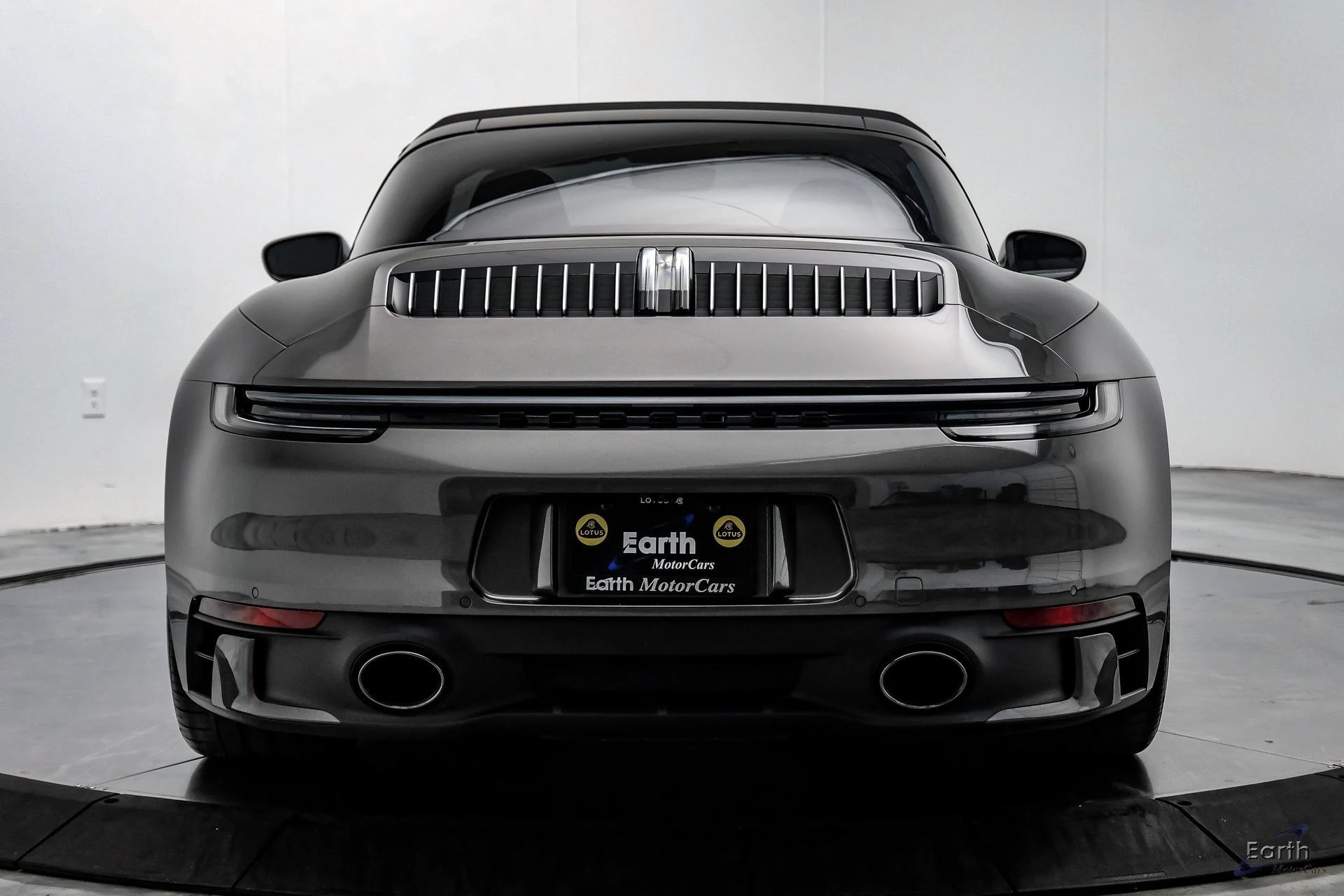 mph013_2895466620_8f6b41add78d92c44bb8cf2a26553e48x_b3247f3c29