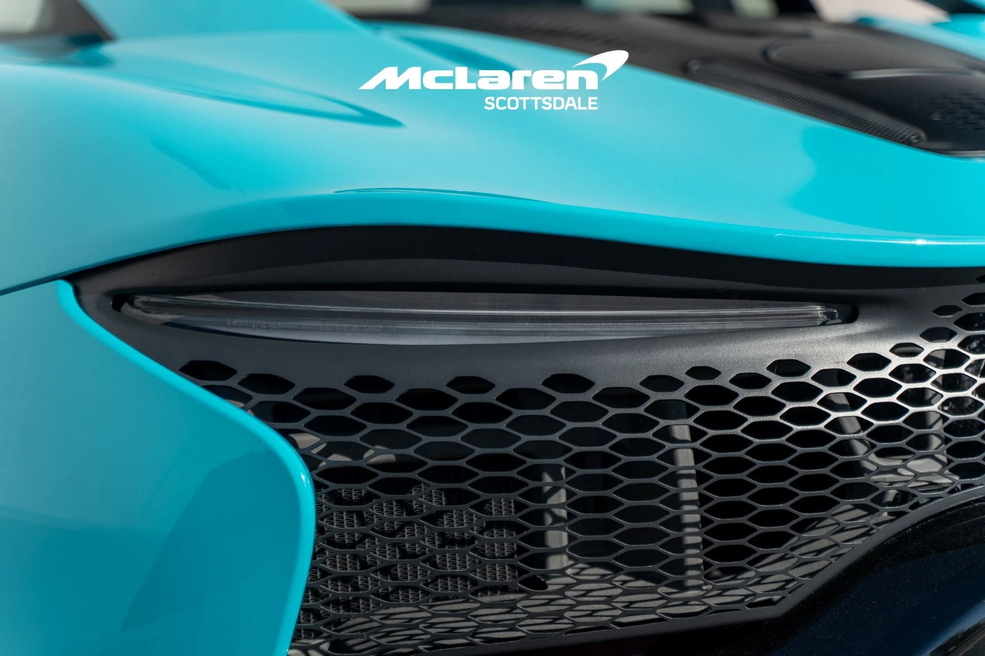 mph013_289811532_Used_2024_MCLAREN_ARTURA_1769657486_59254ebd37