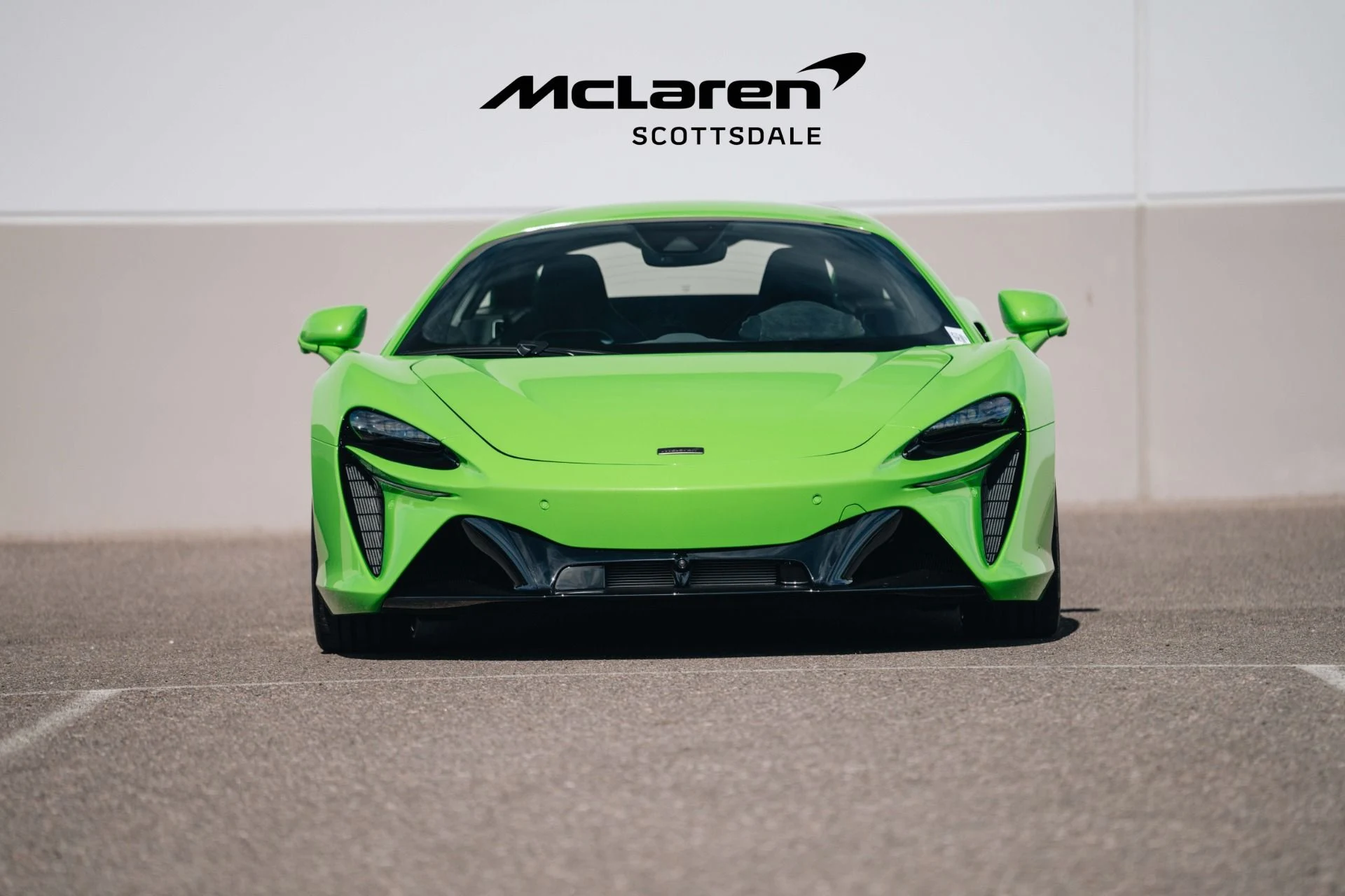 mph013_2900104031_Used_2025_MCLAREN_ARTURA_1732372131_e10f82e5c2