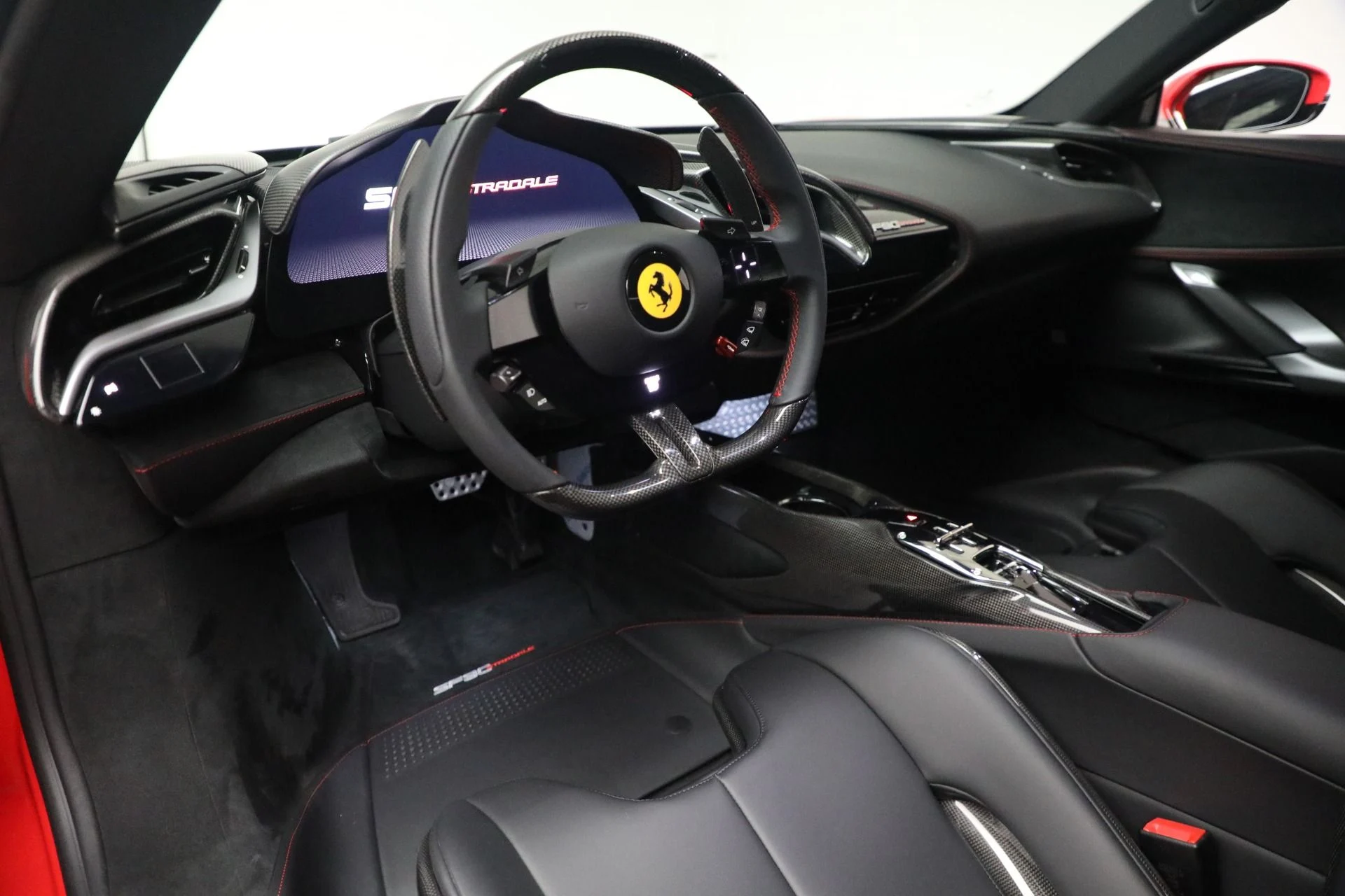 mph013_2901889461_Used_2023_Ferrari_SF_90_Stradale_4564a9e613