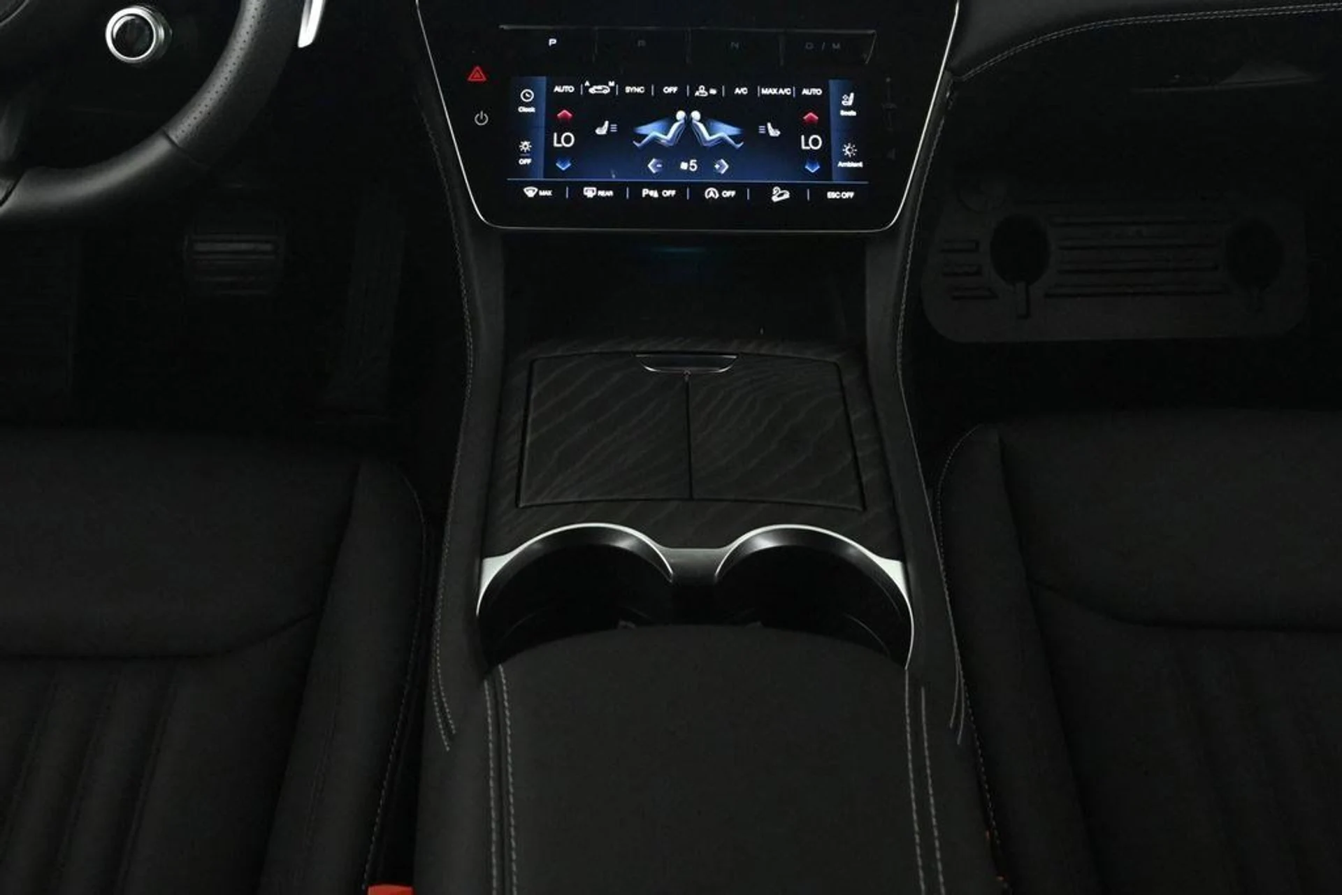 mph013_2905987091_new_2025_maserati_grecale_awd_11350_22975687_13_1024_c2be25b897