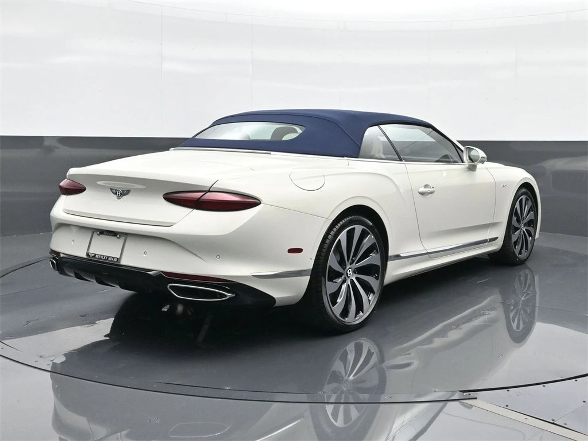 mph013_2910591252_379d721379327d488d7e1d0414c42505x_788bc79570