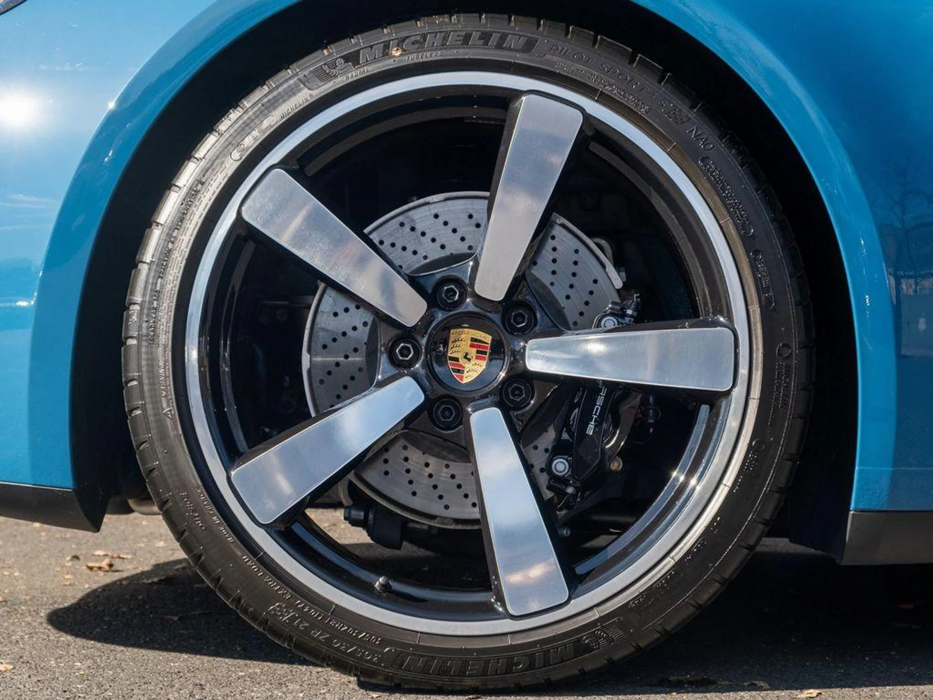 mph013_2911485036_Z08m_Pr_N_Lk2jknuy_IV_BR_Jb_Lz_U3_A_6ff1d8fe3a