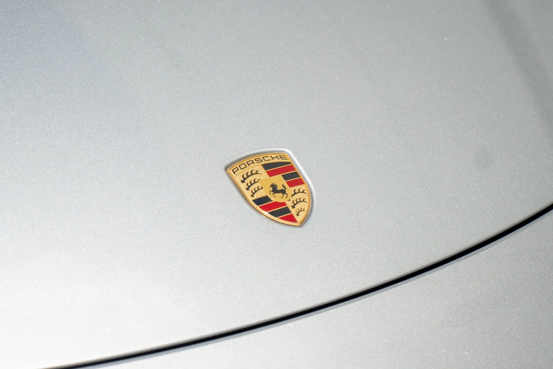 mph013_2911615350_Used_2019_Porsche_911_Targa_4_GTS_1756154089_a86edc1eaf