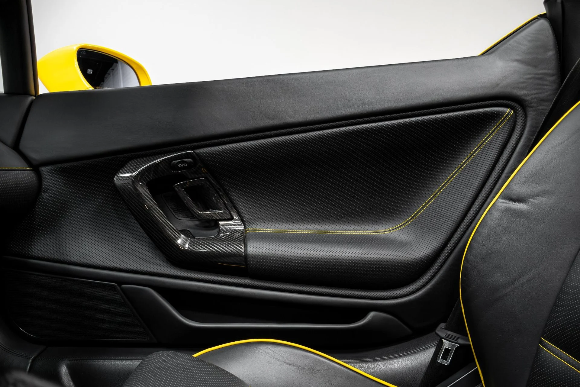 mph013_2913334112_Used_2007_Lamborghini_Gallardo_Spyder_1766529333_95ac2b69af