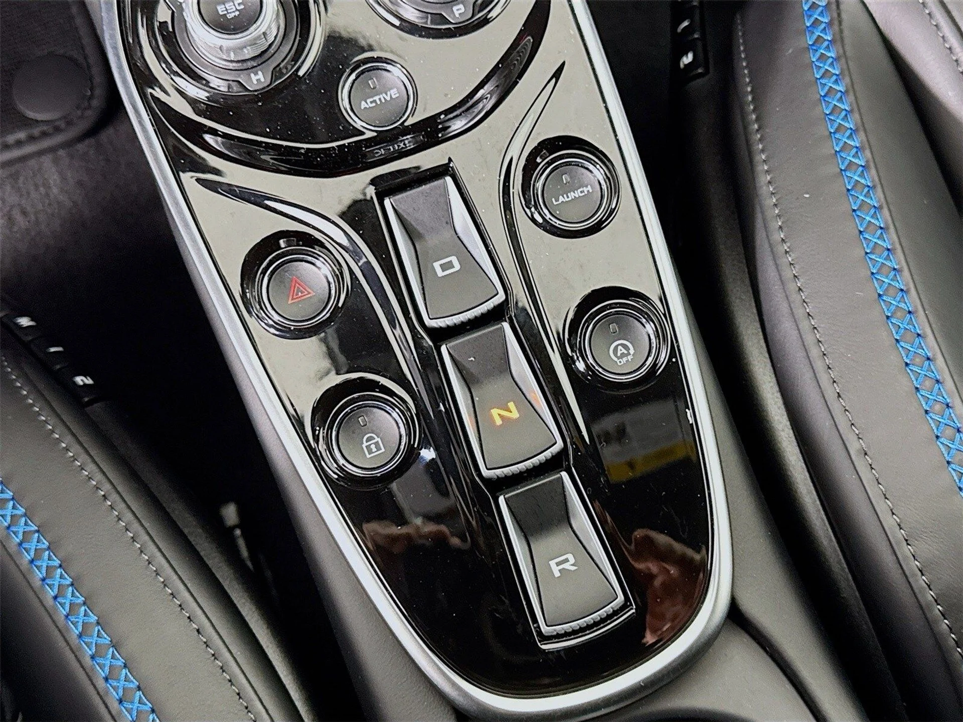 mph013_292575112_3a0f90365244d34697ec7f8b2d6652b2x_3264b8a1a1