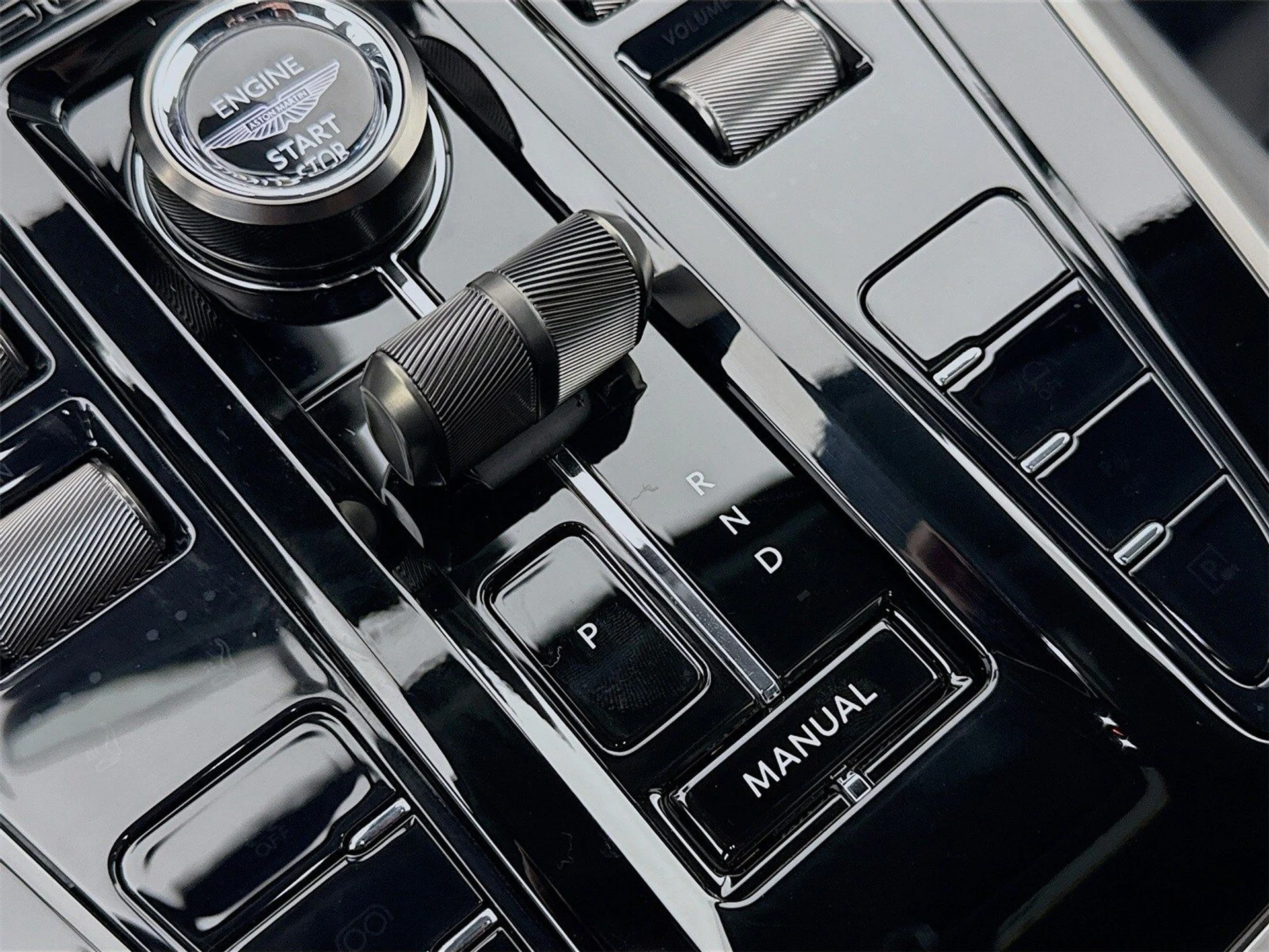 mph013_292659049_c3d95f9226ba7a2cf27f696630ab603bx_720949a0a8