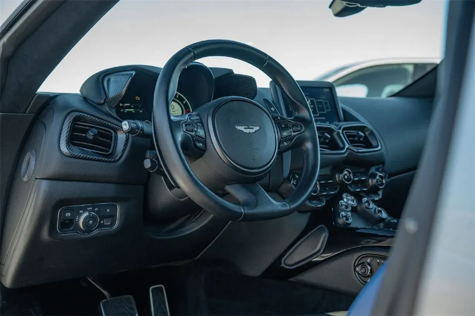 mph013_2928298873_6d6defdf67b6408089a3e1a13abdda7d_437718f03d