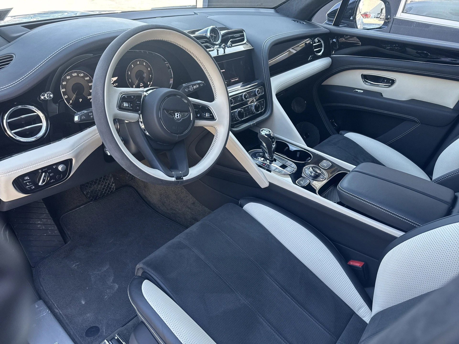 mph013_2929161630_bf46e6827e802b5e2fea1366b1e0b775x_14c07e9896